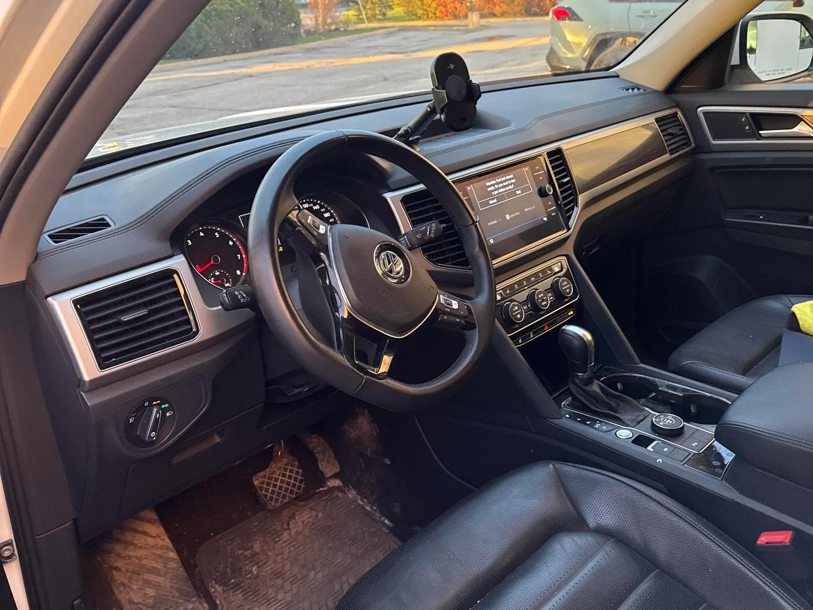 Interior driver side