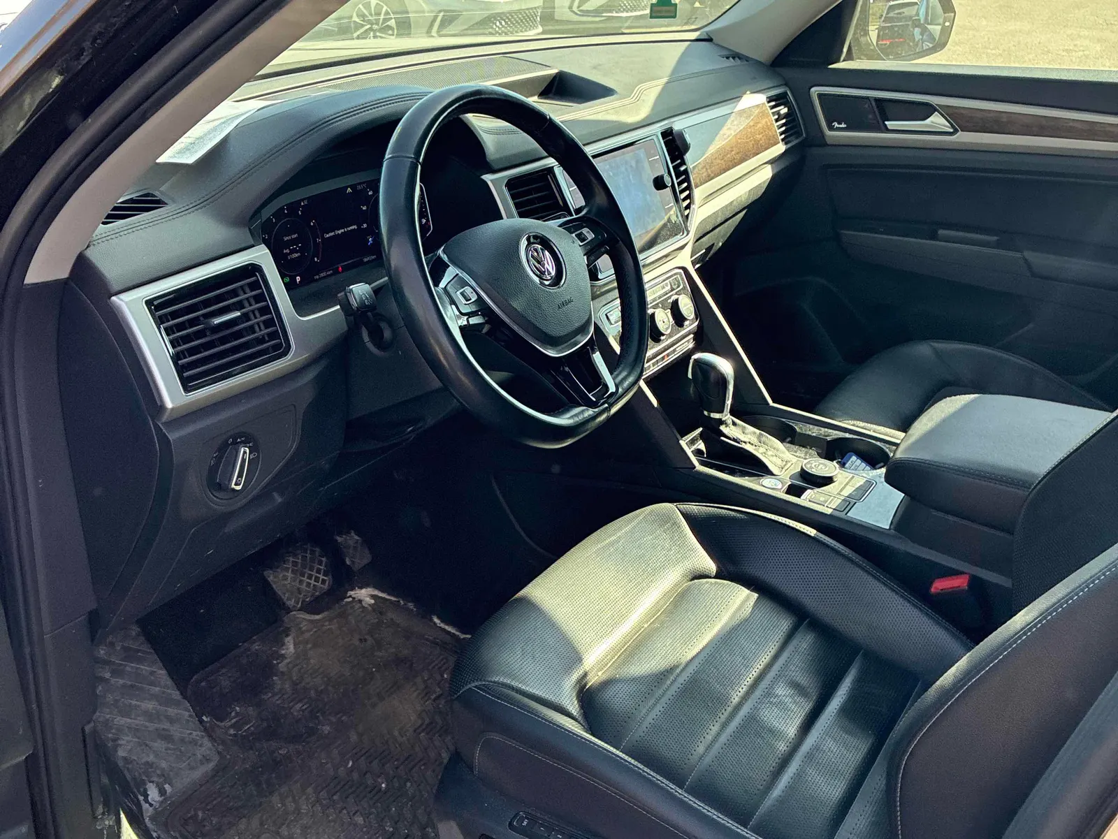 Interior driver side