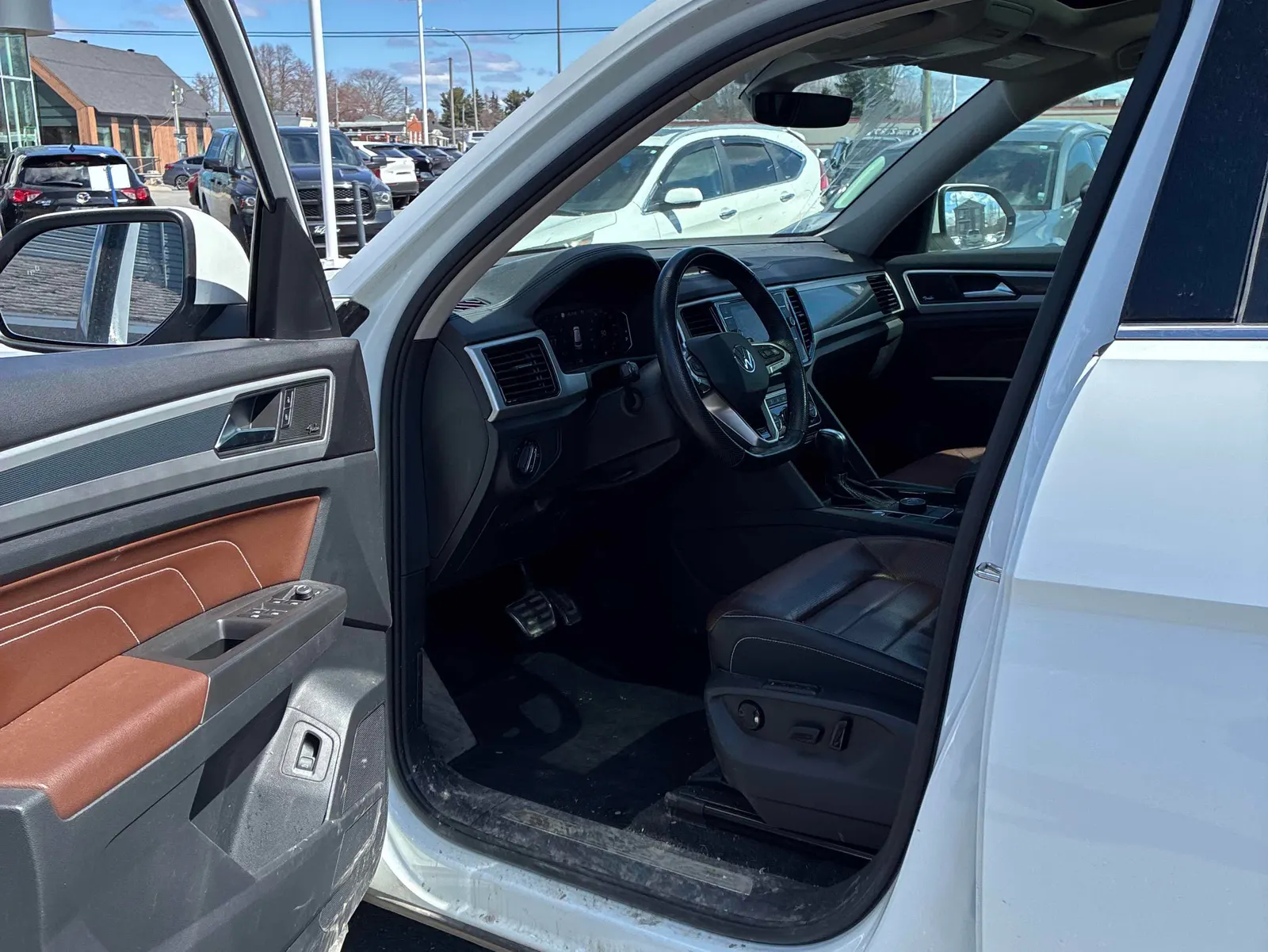 Interior driver side