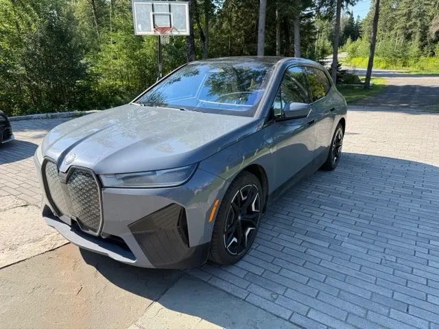 2022 BMW iX
