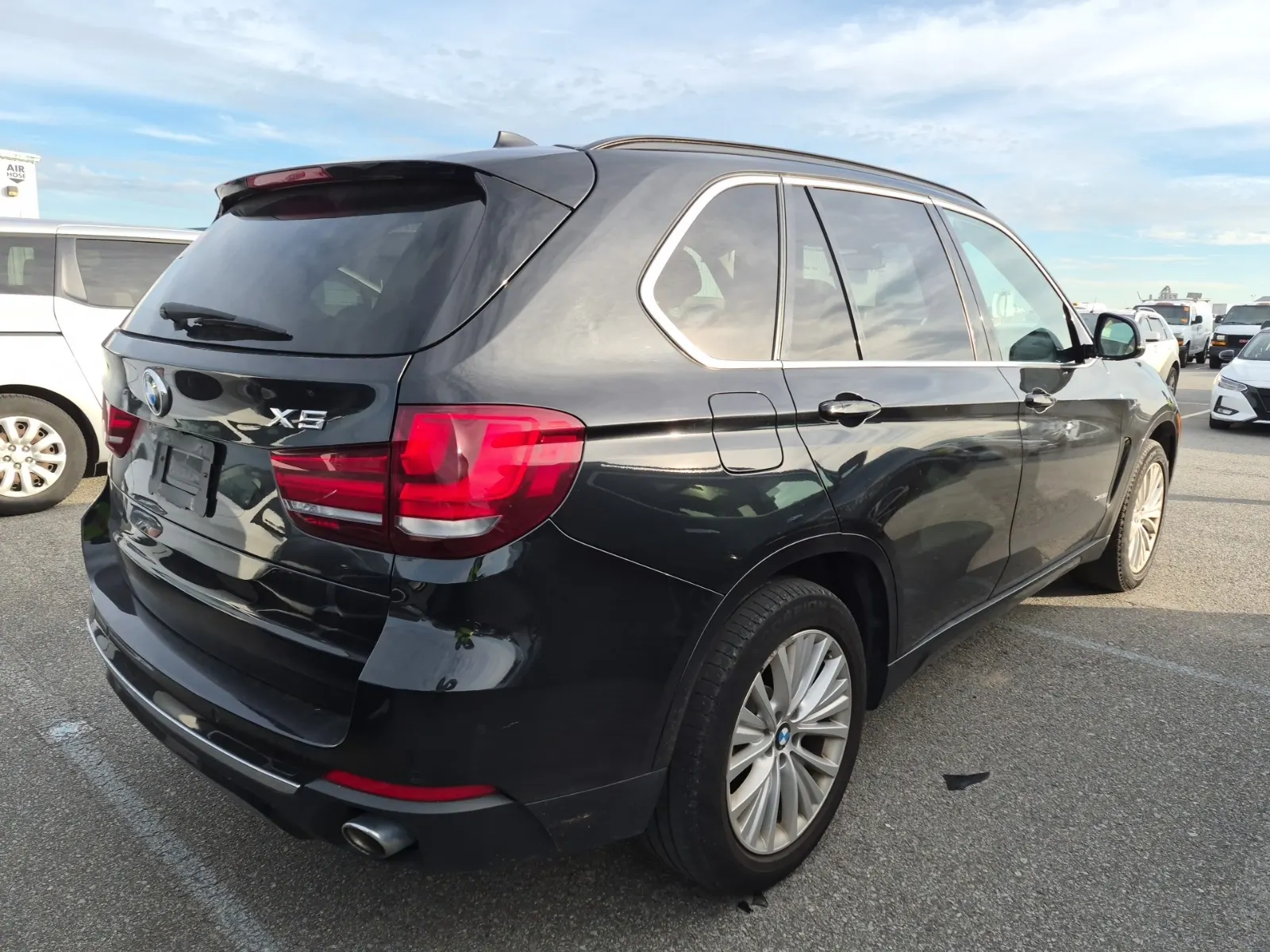 Passenger Rear 3/4 Photo