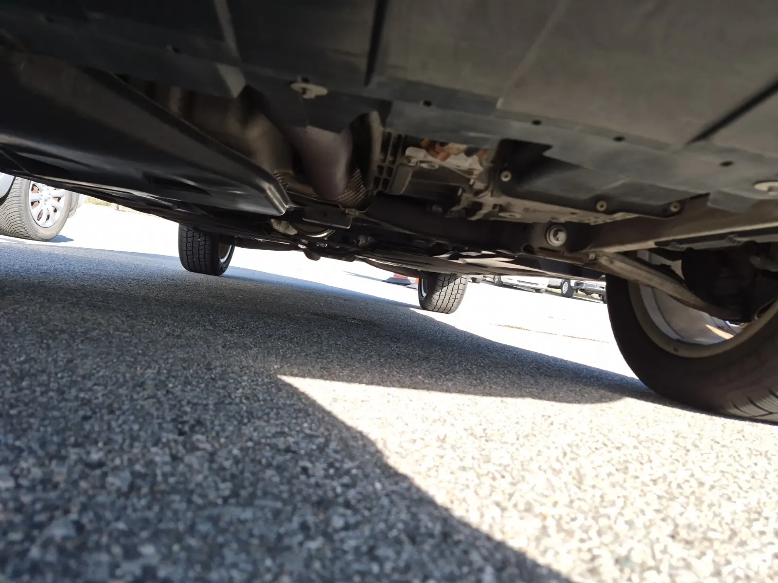Undercarriage - Front Photo