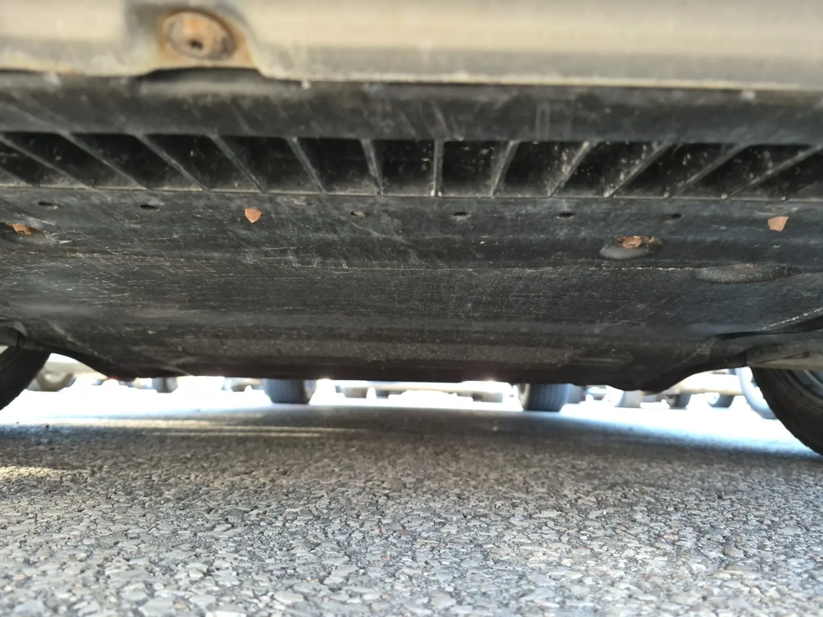 Undercarriage - Front Photo