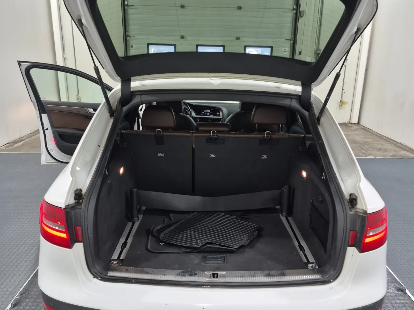 Cargo Area Photo