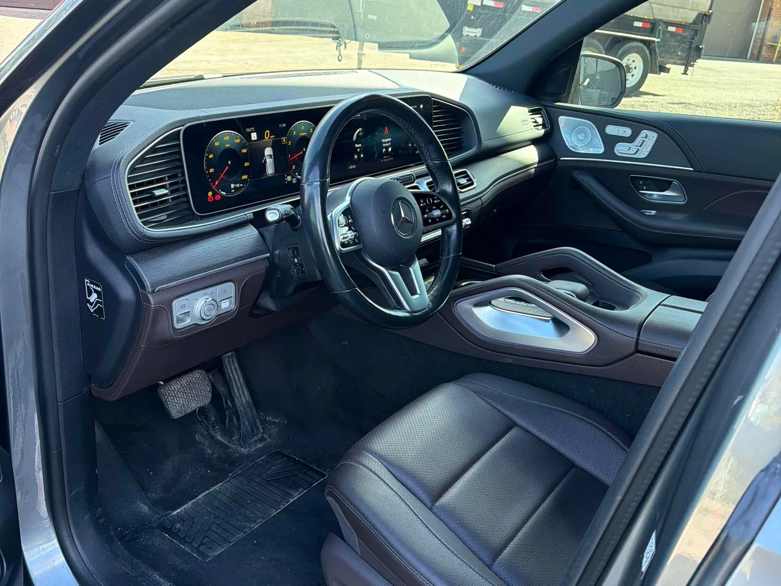 Interior driver side