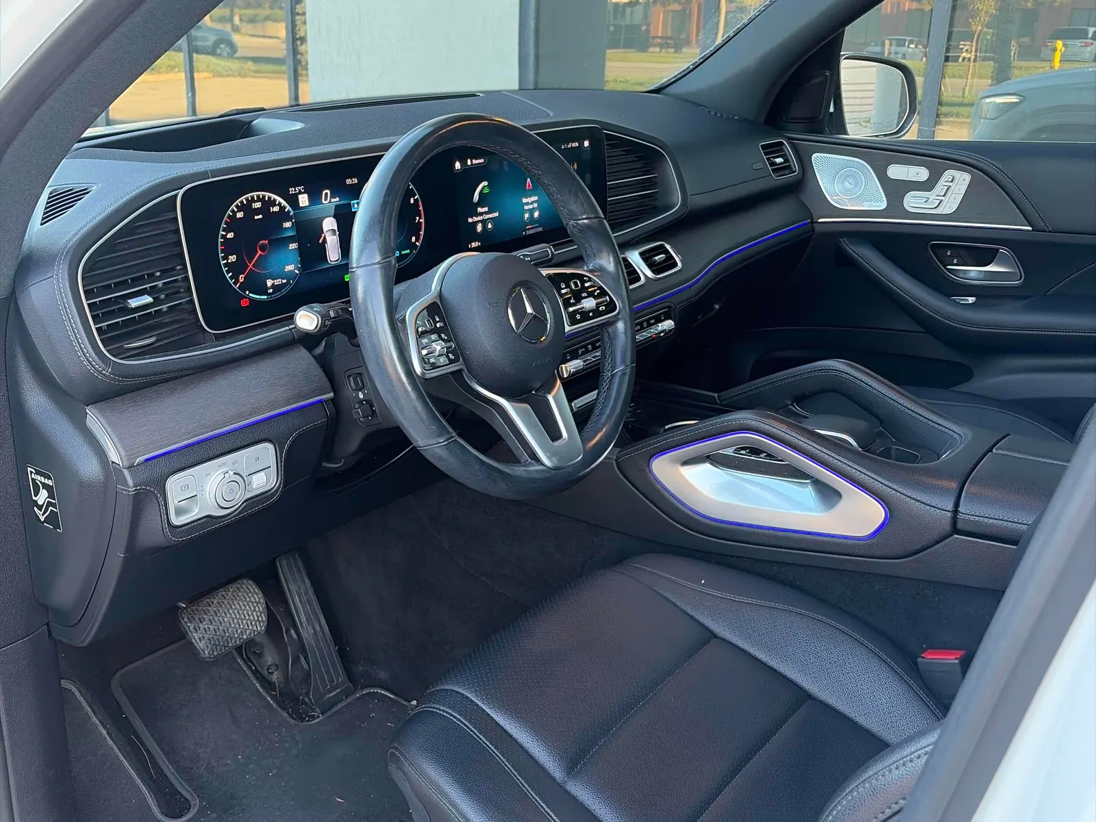 Interior driver side