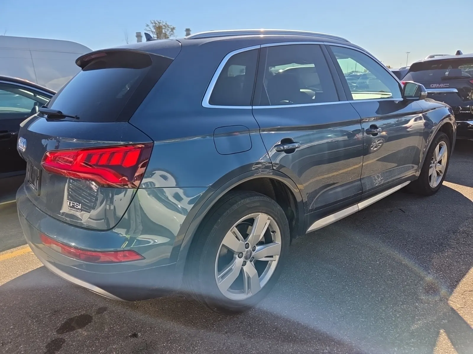 Passenger Rear 3/4 Photo