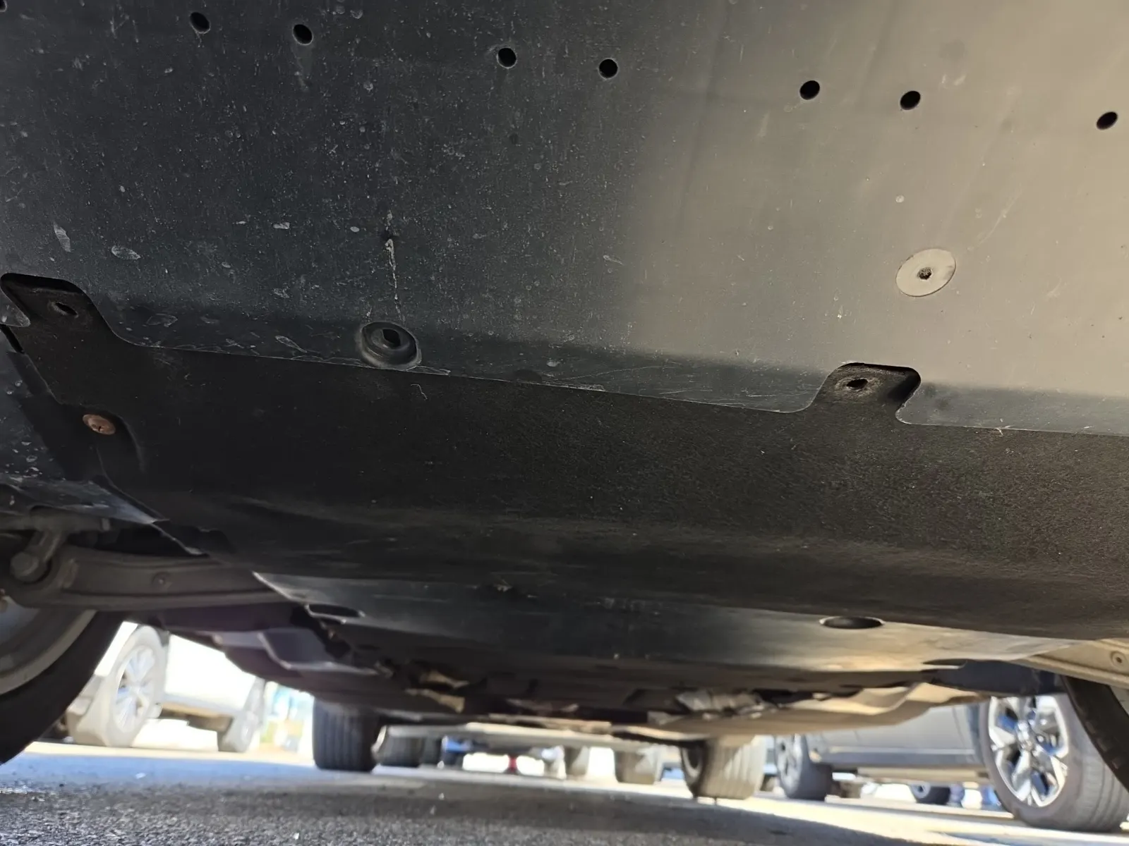 Undercarriage - Front Photo