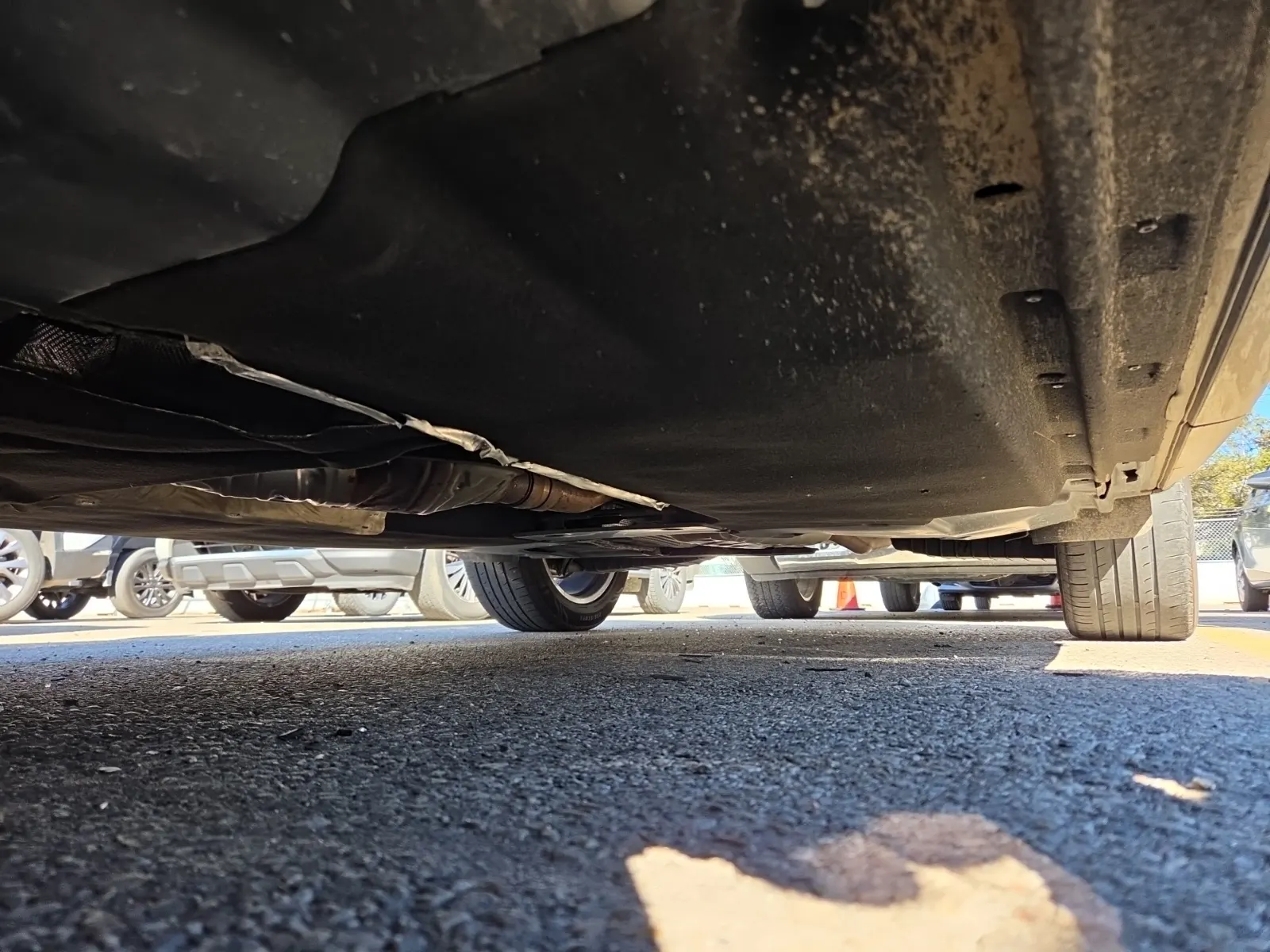 Undercarriage - Driver Photo