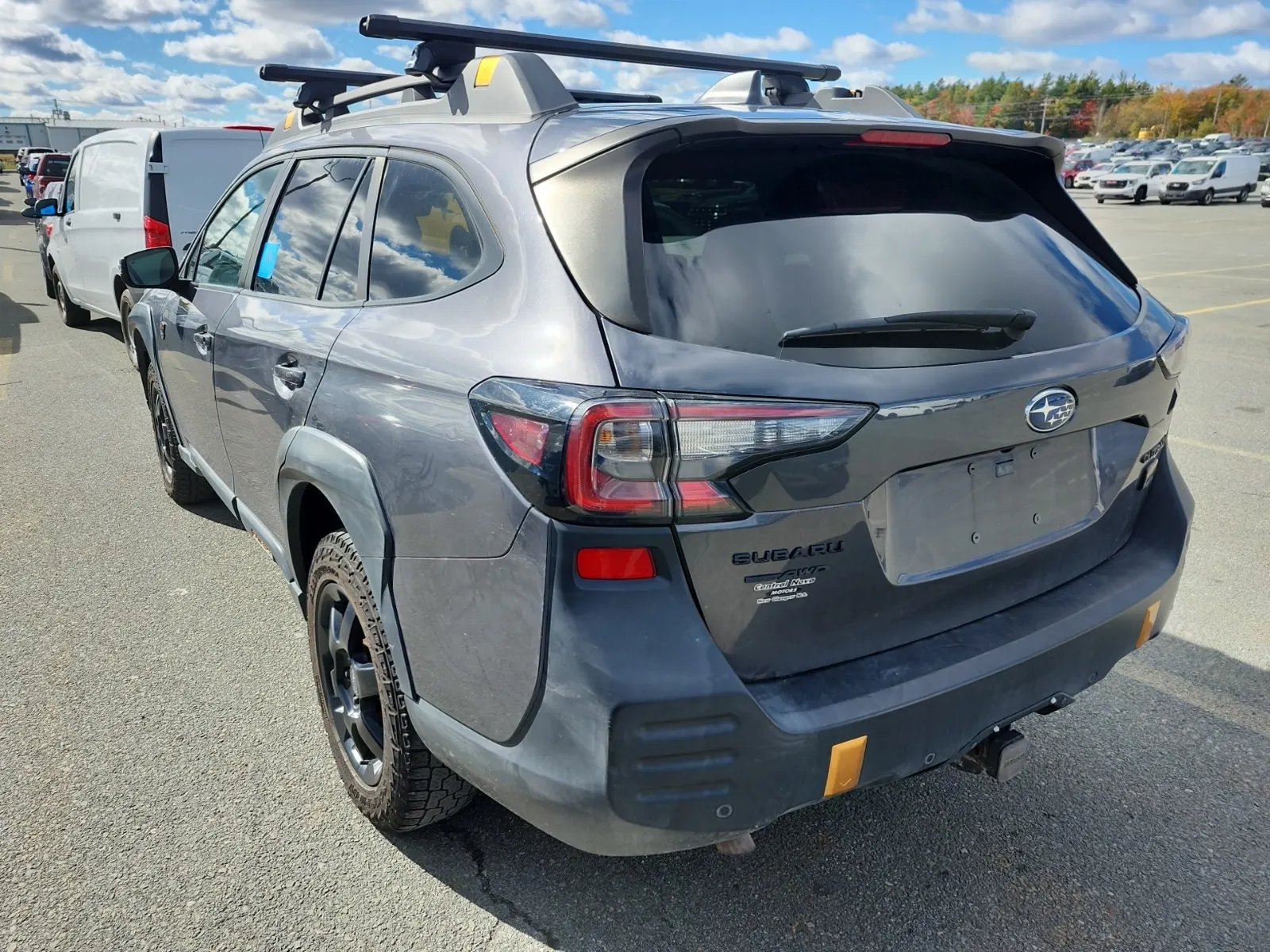 Driver Rear 3/4 Photo