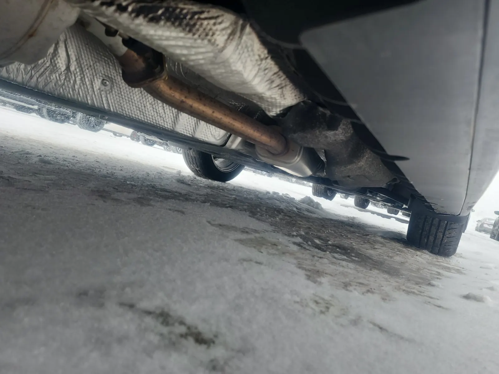 Undercarriage - Passenger Photo