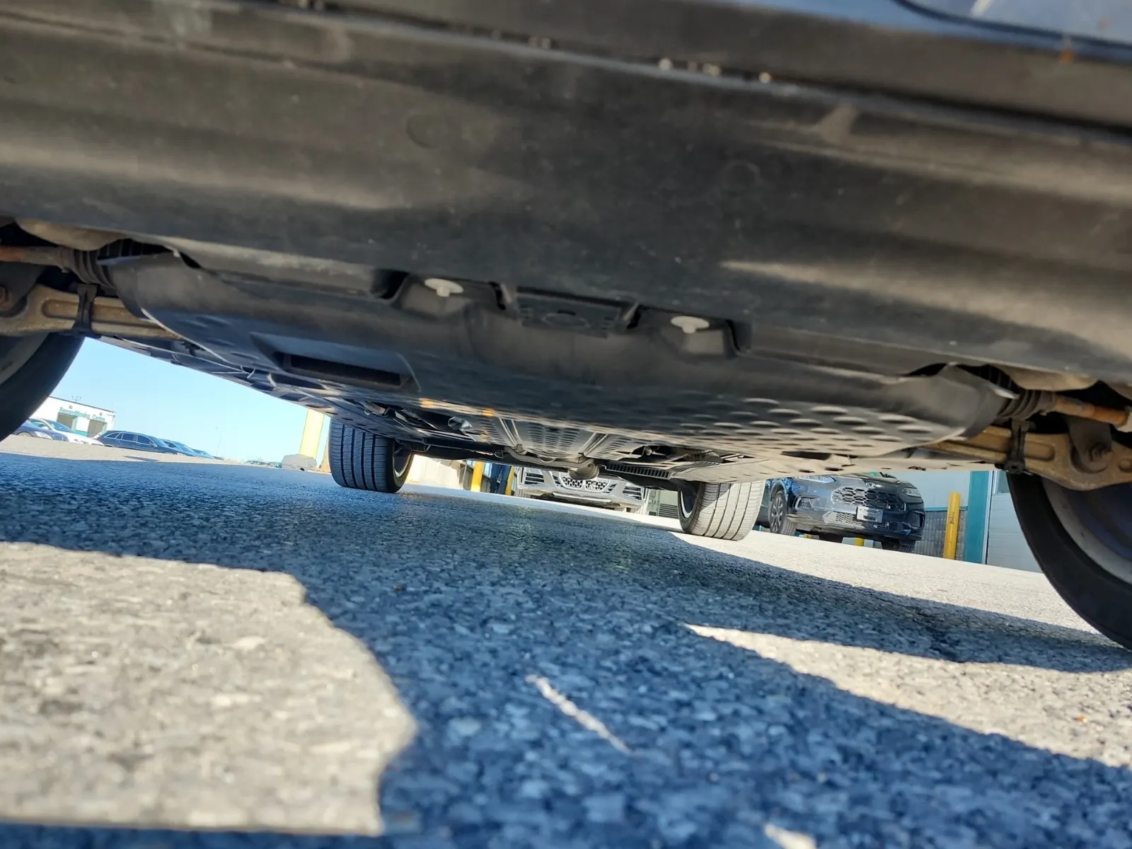 Undercarriage - Front Photo