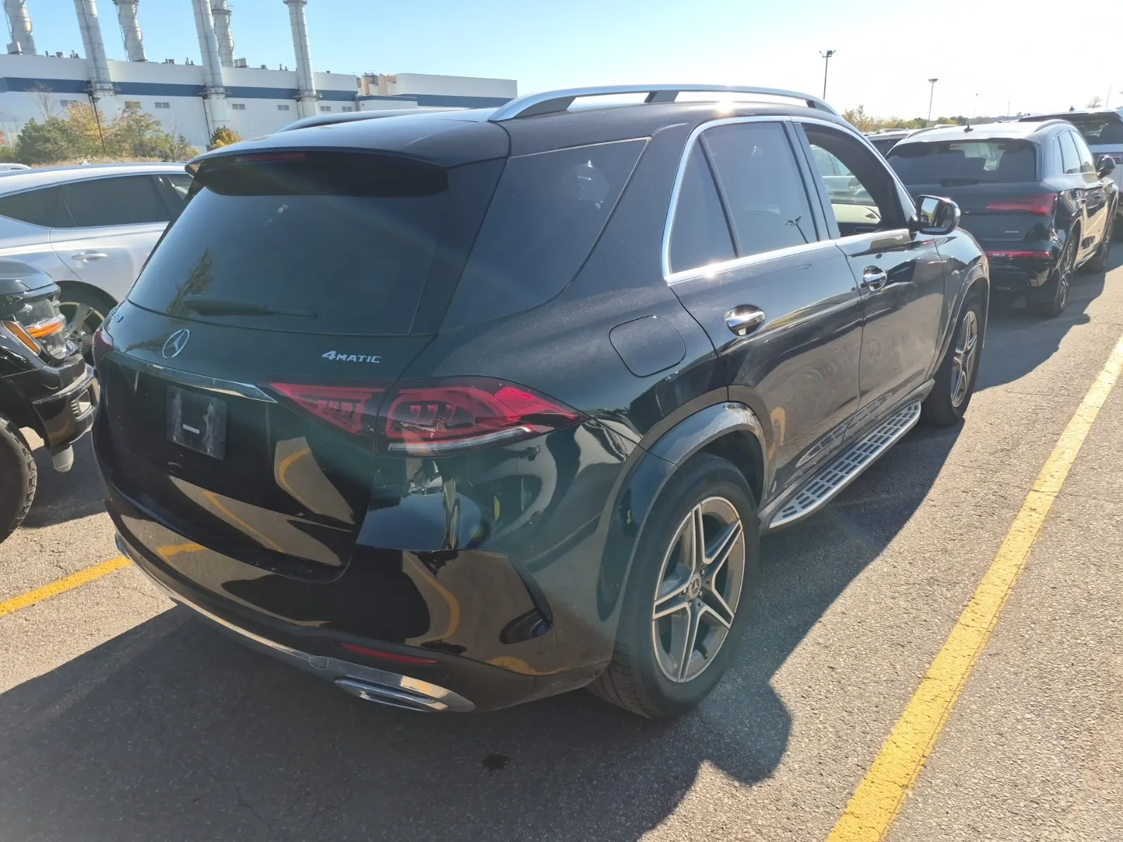Passenger Rear 3/4 Photo