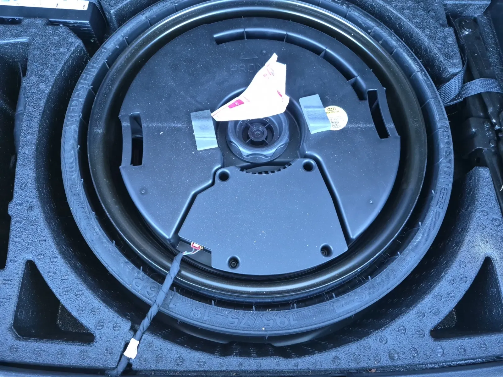 Spare Tire & Wheel Photo