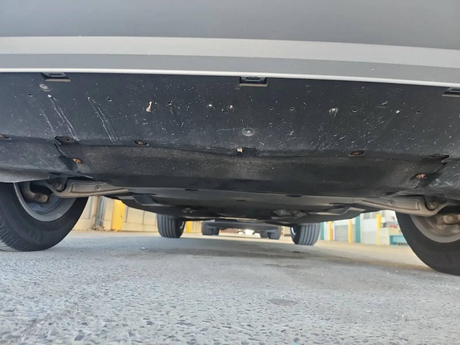 Undercarriage - Front Photo