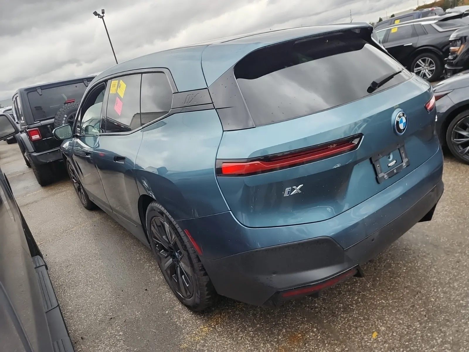 Driver Rear 3/4 Photo