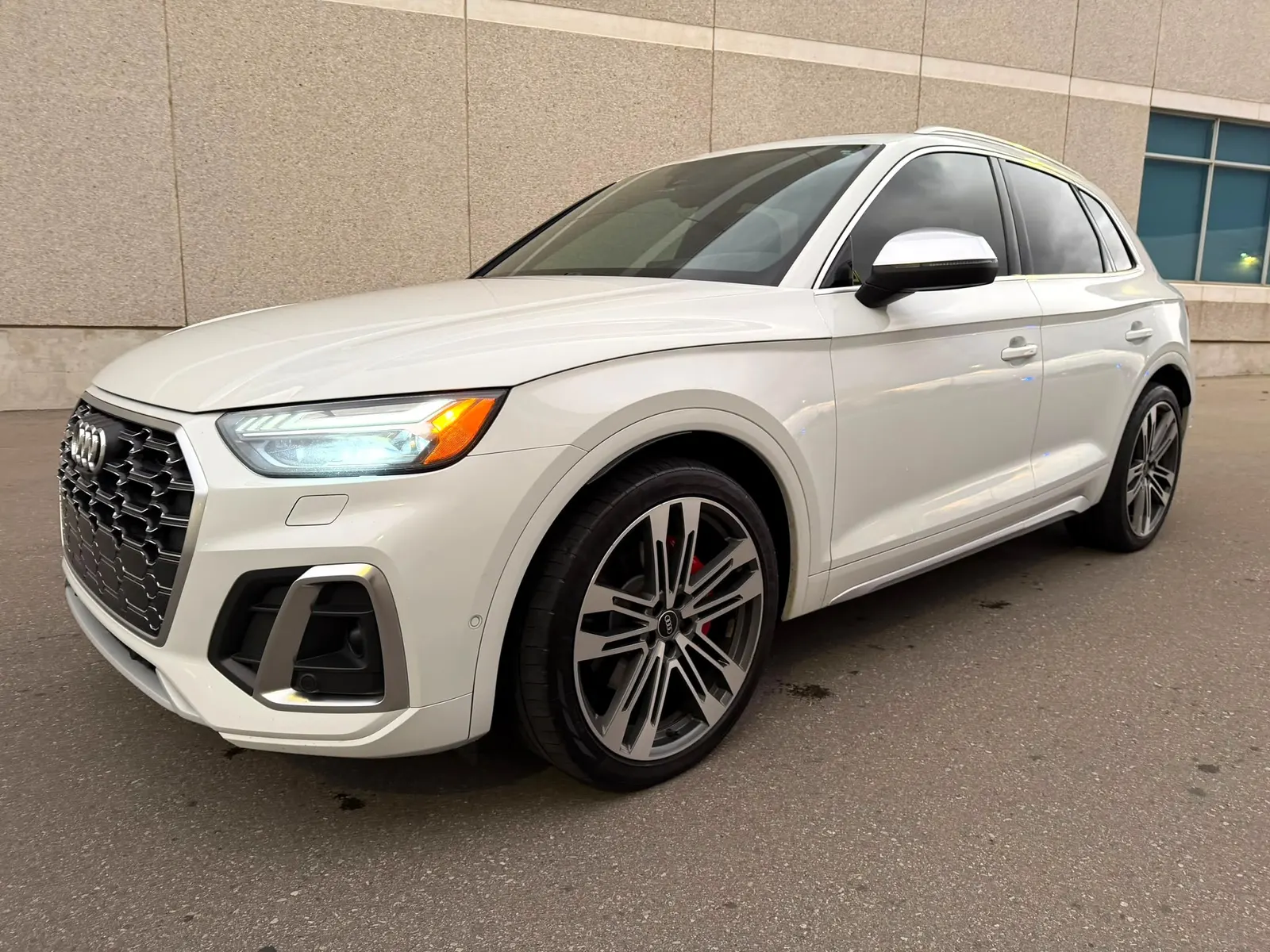 2022 Audi SQ5