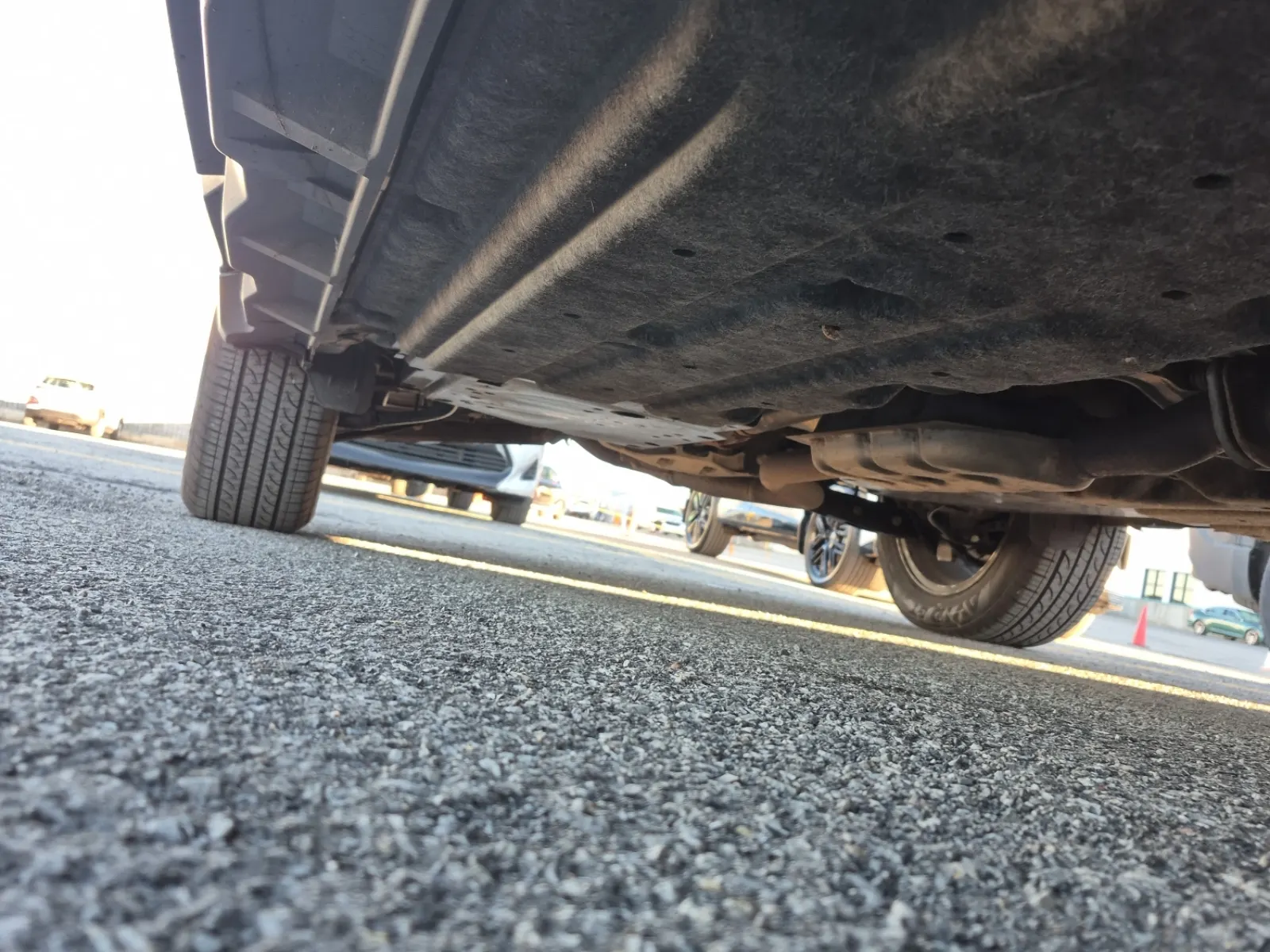 Undercarriage - Passenger Photo