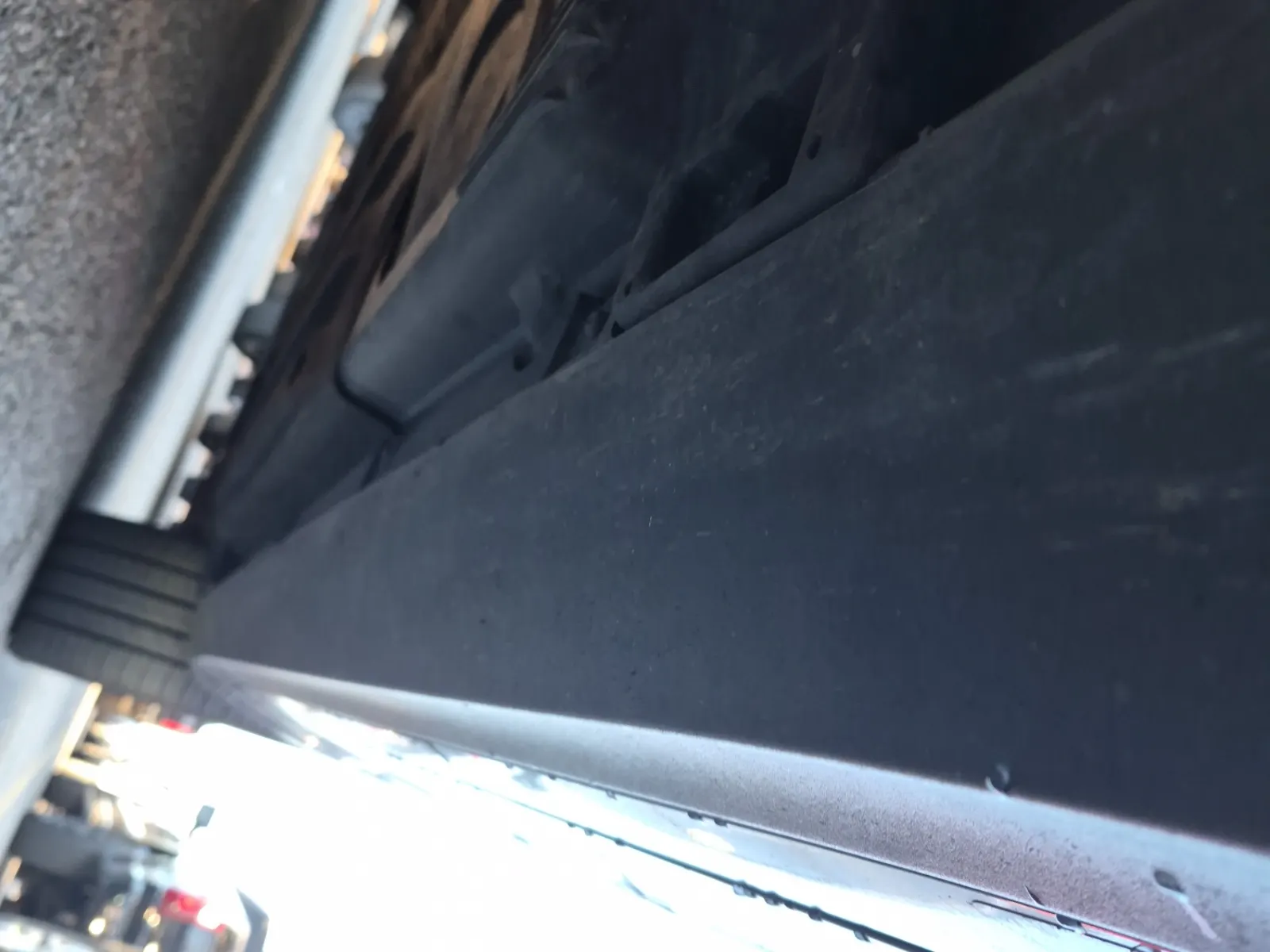 Undercarriage - Passenger Photo