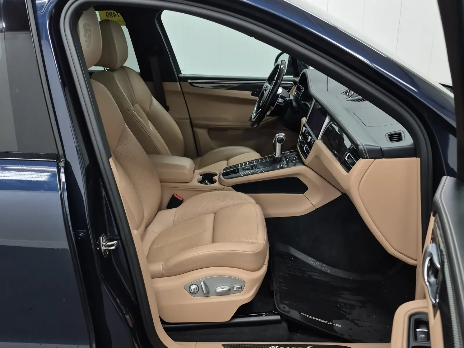 Right Side Interior Photo