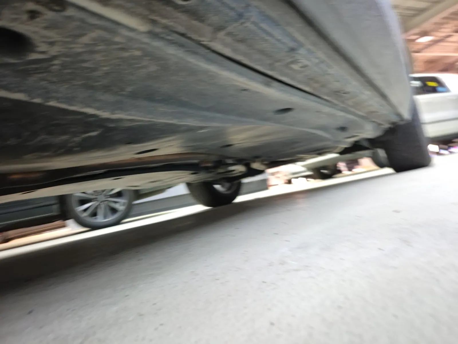 Undercarriage - Driver Photo