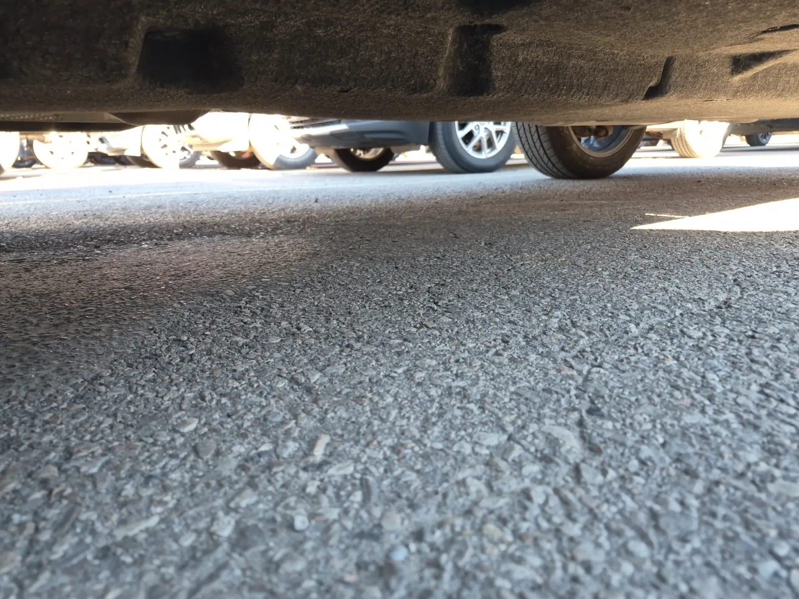 Undercarriage - Driver Photo