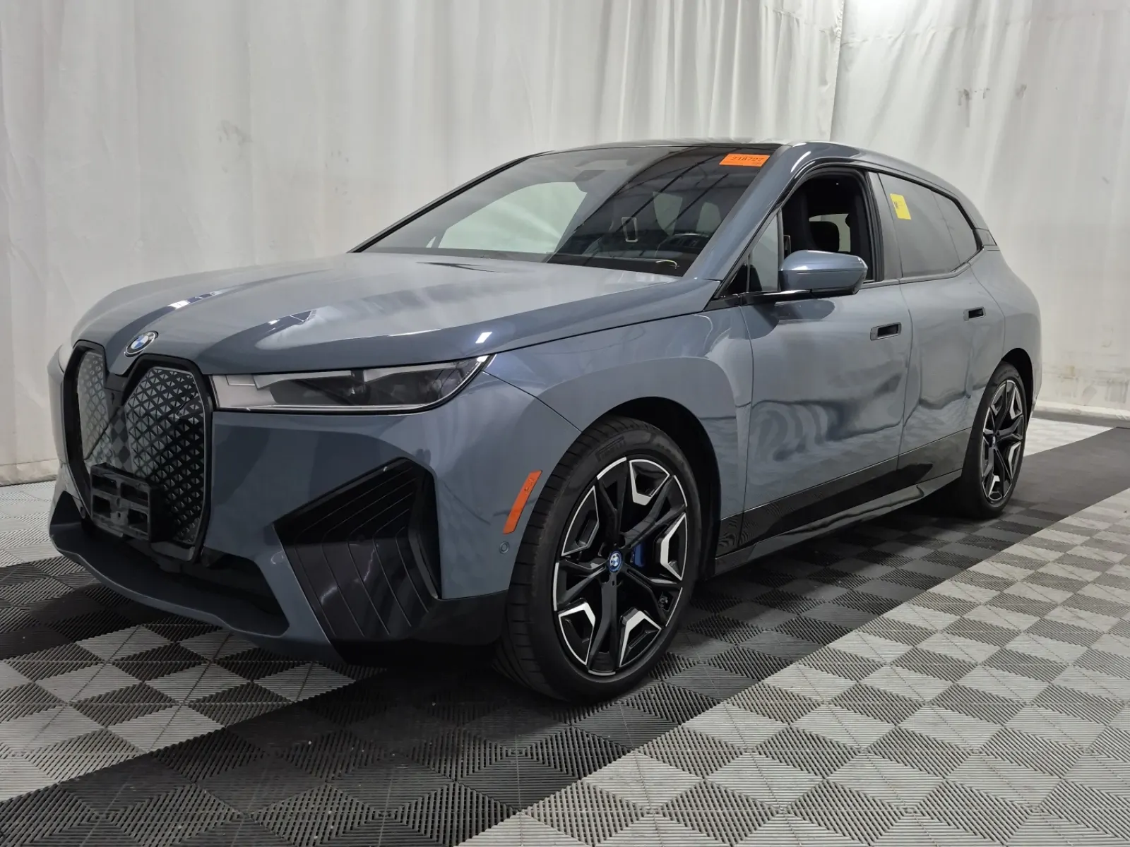 2022 BMW iX