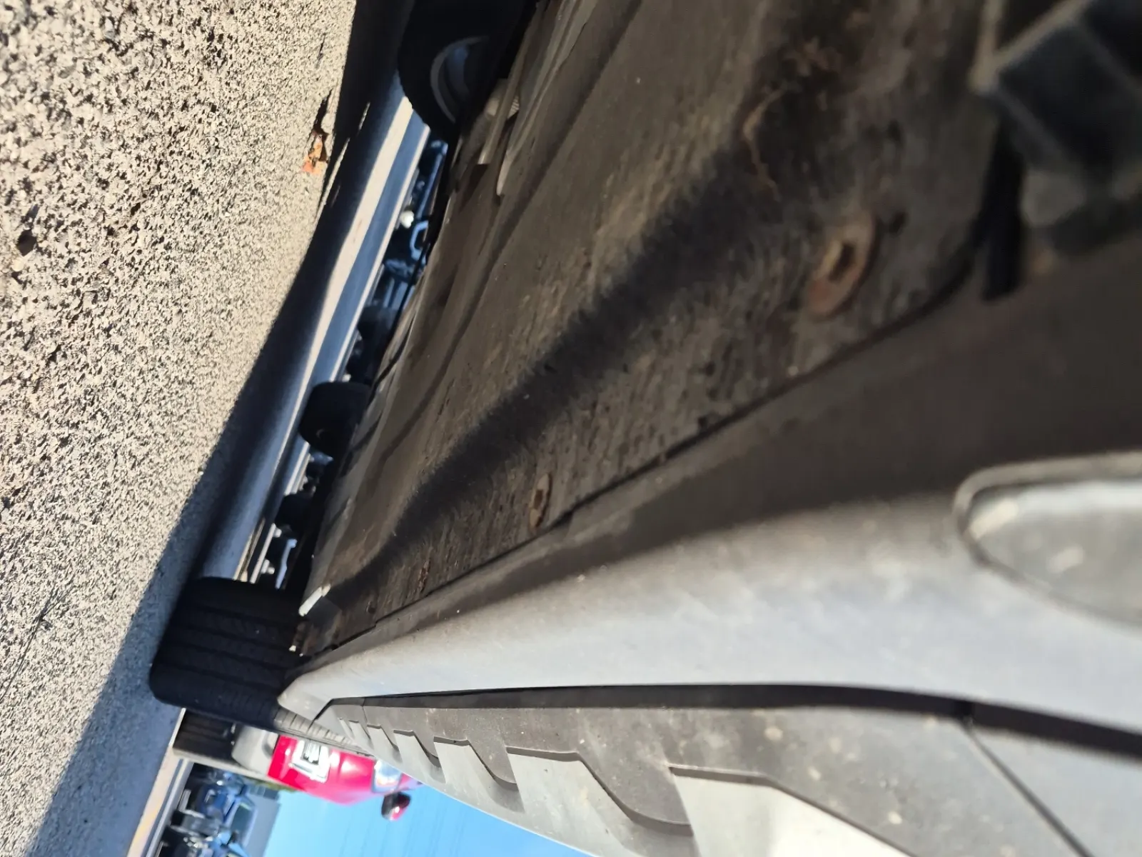 Undercarriage - Driver Photo