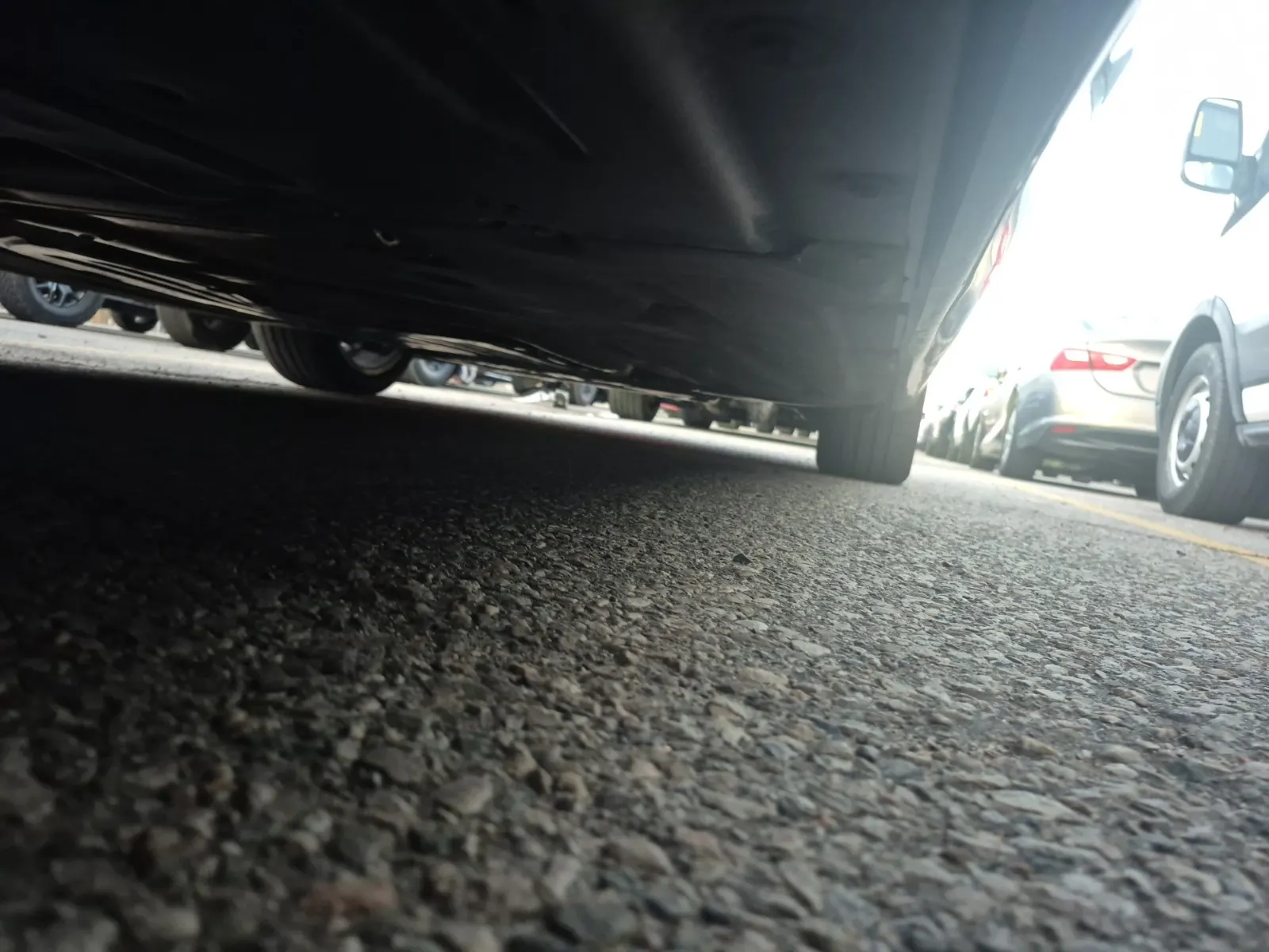 Undercarriage - Passenger Photo