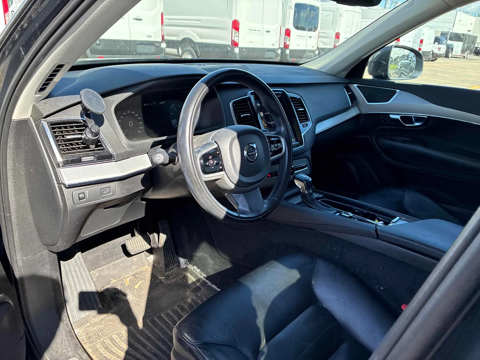 Interior driver side