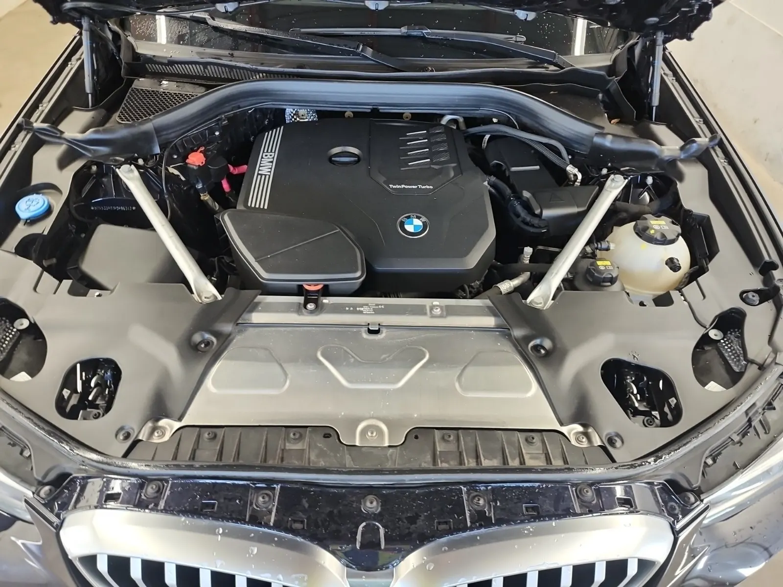Engine Photo