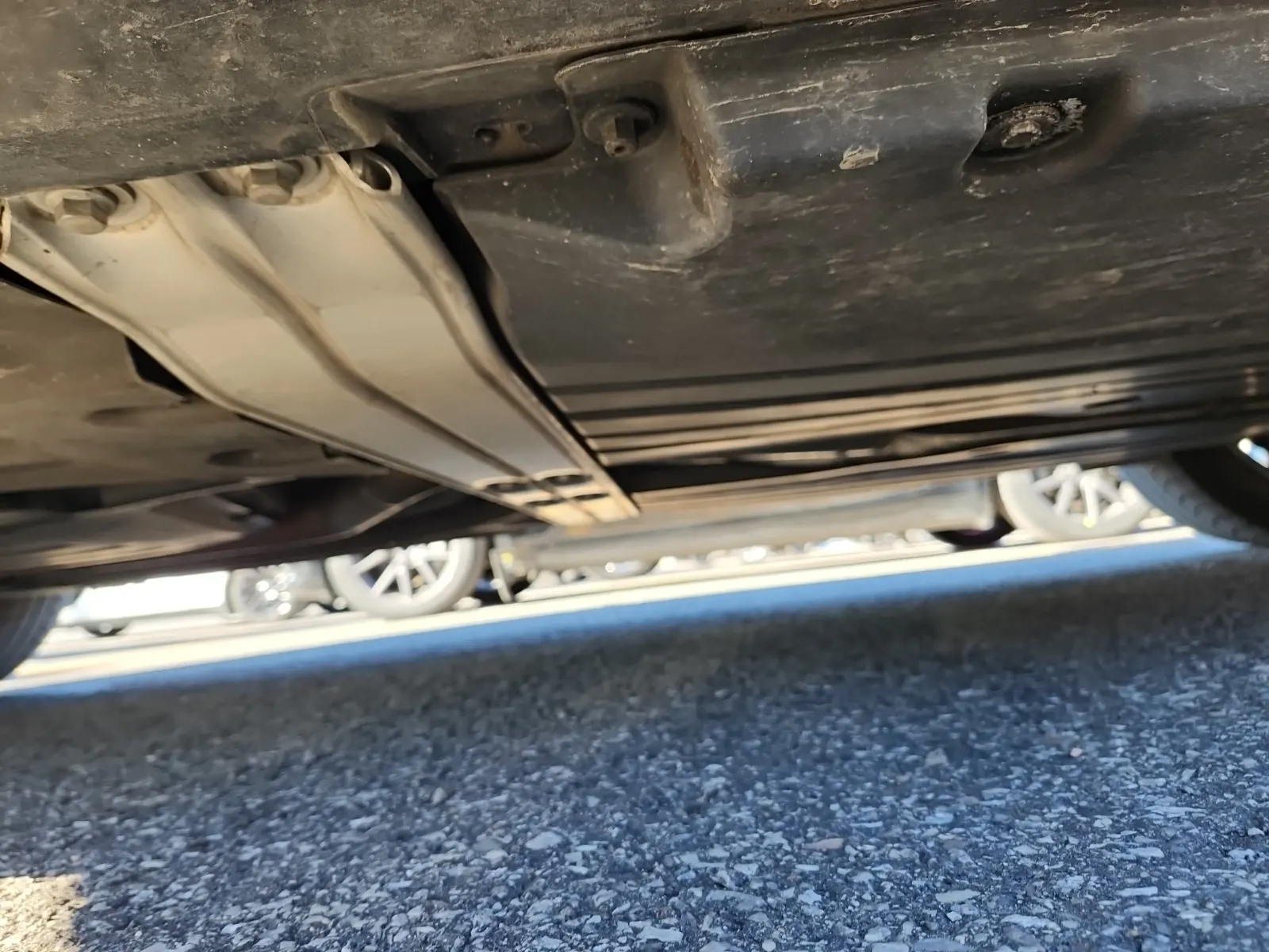 Undercarriage - Driver Photo