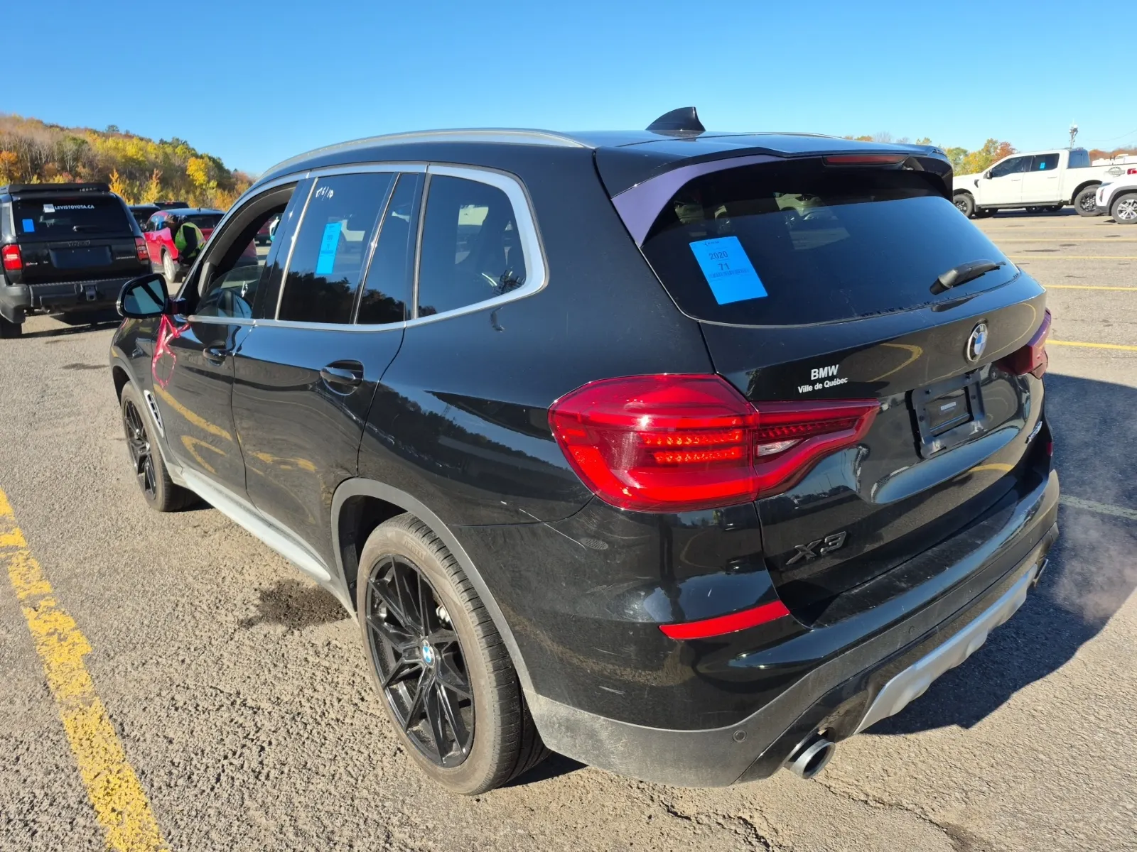 Driver Rear 3/4 Photo
