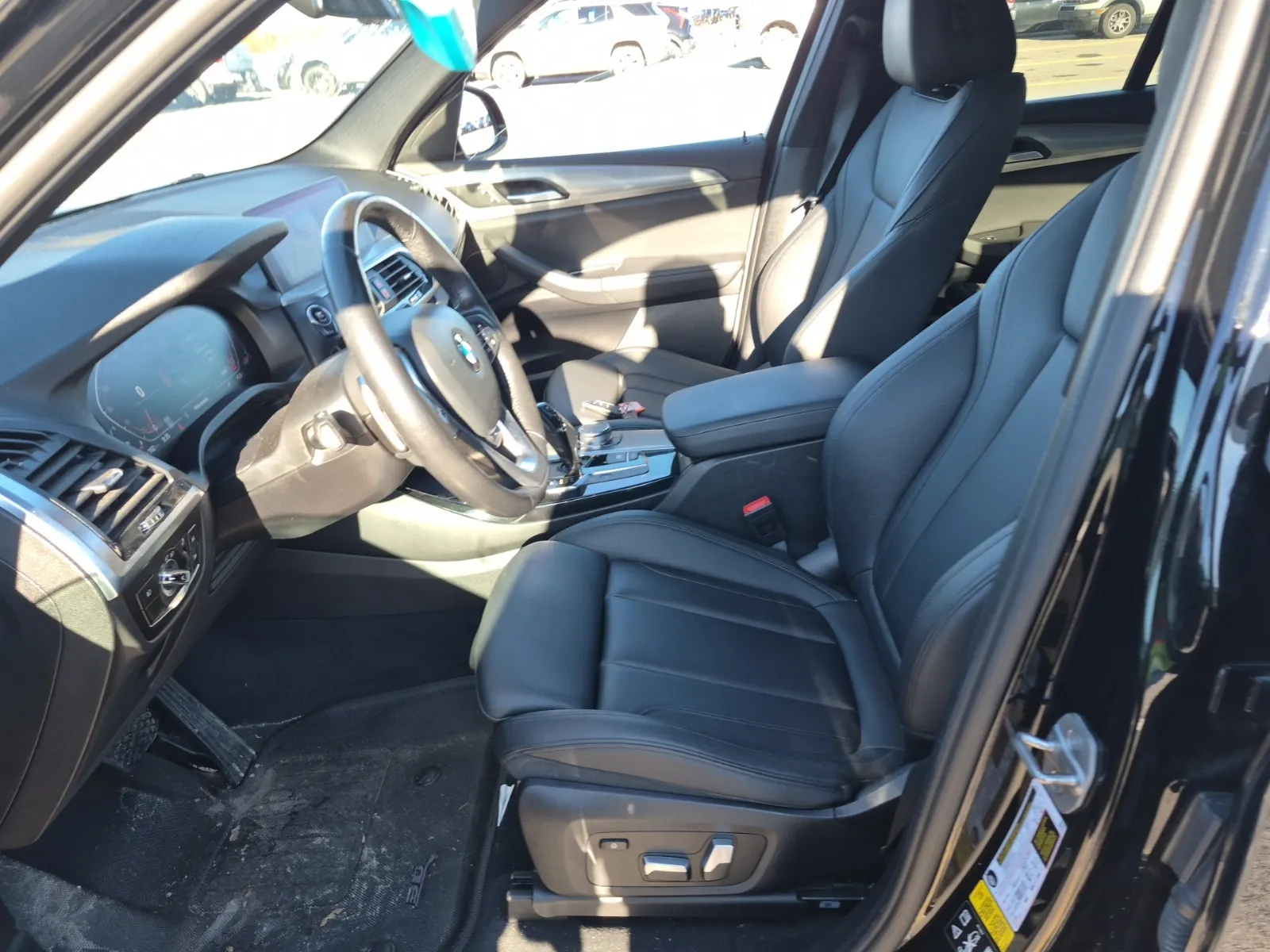 Front Interior Photo