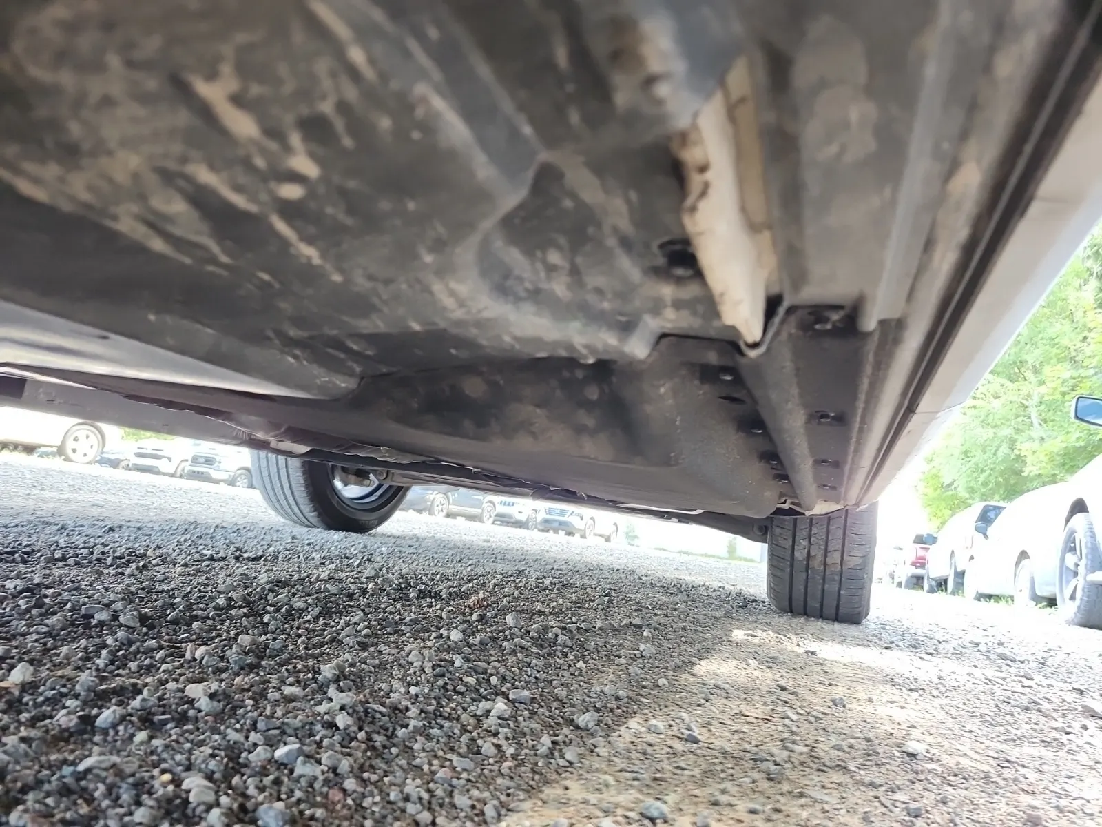 Undercarriage - Passenger Photo