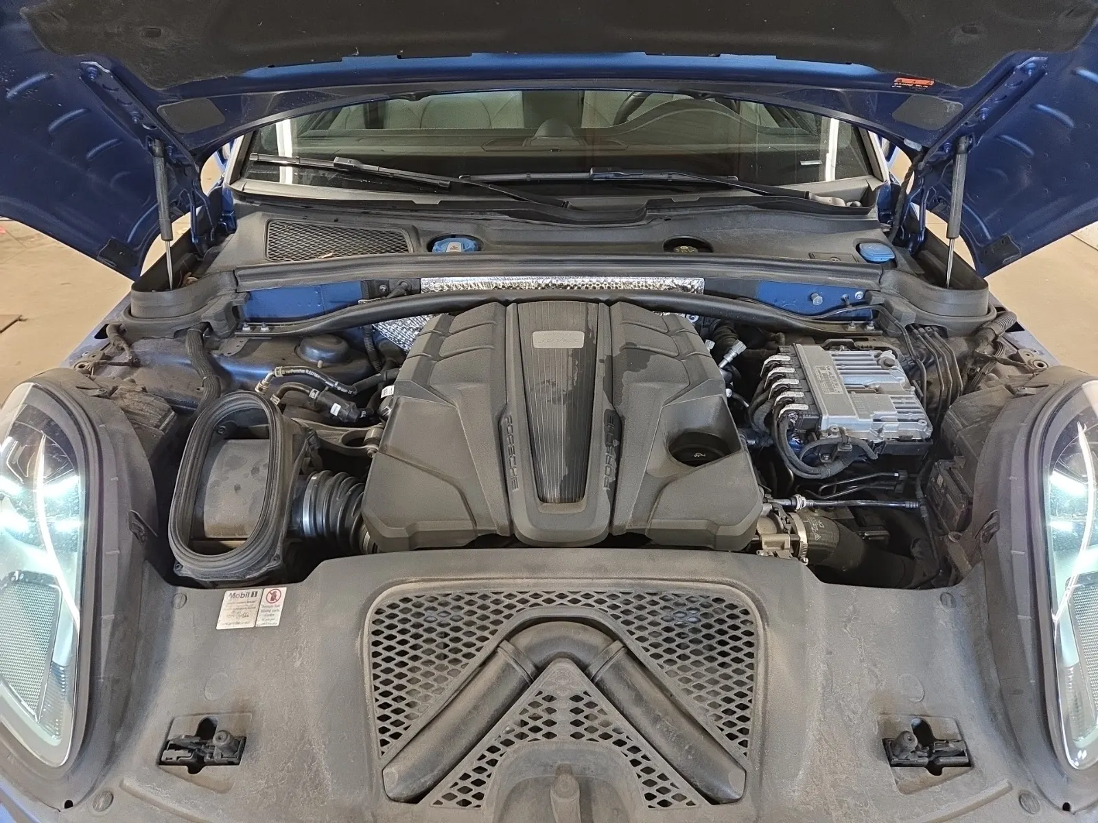 Engine Photo