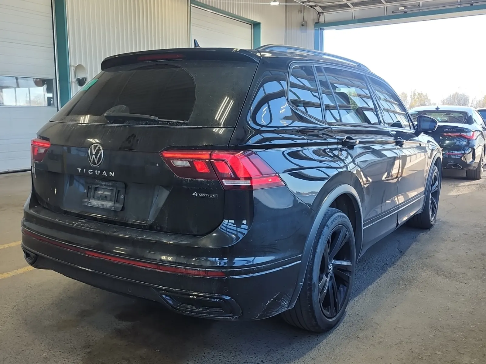 Passenger Rear 3/4 Photo