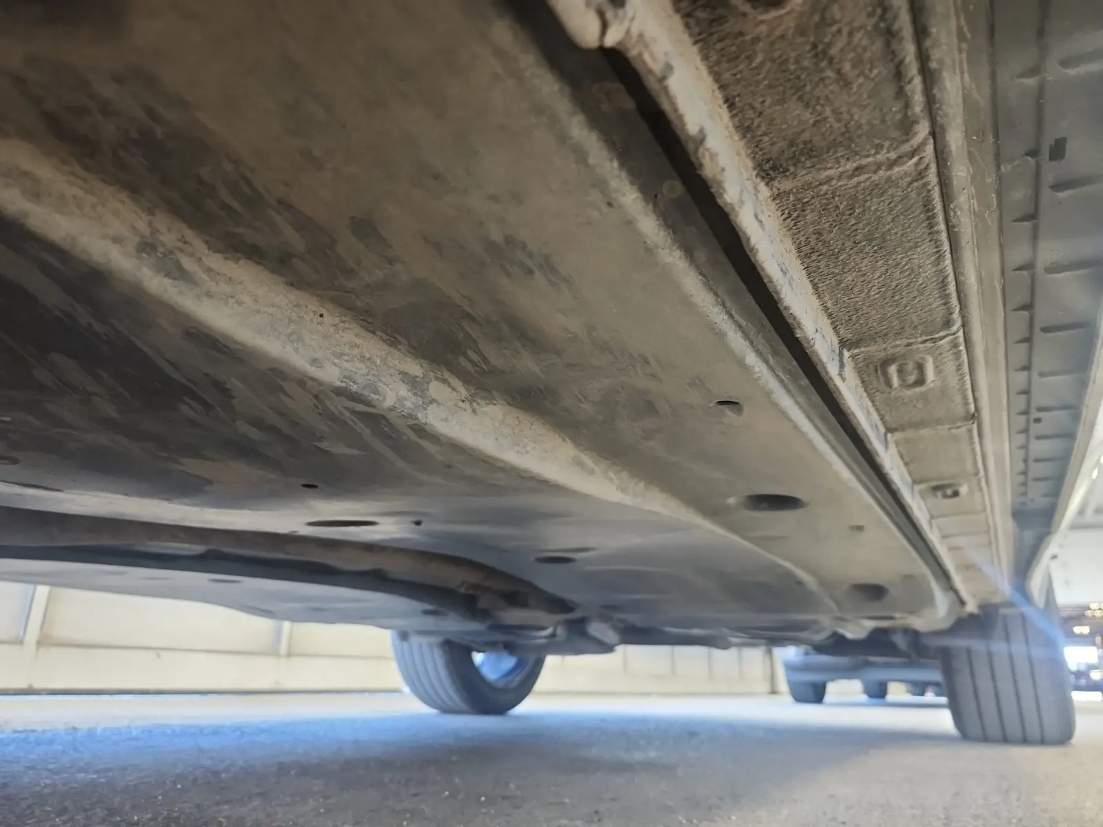 Undercarriage - Driver Photo