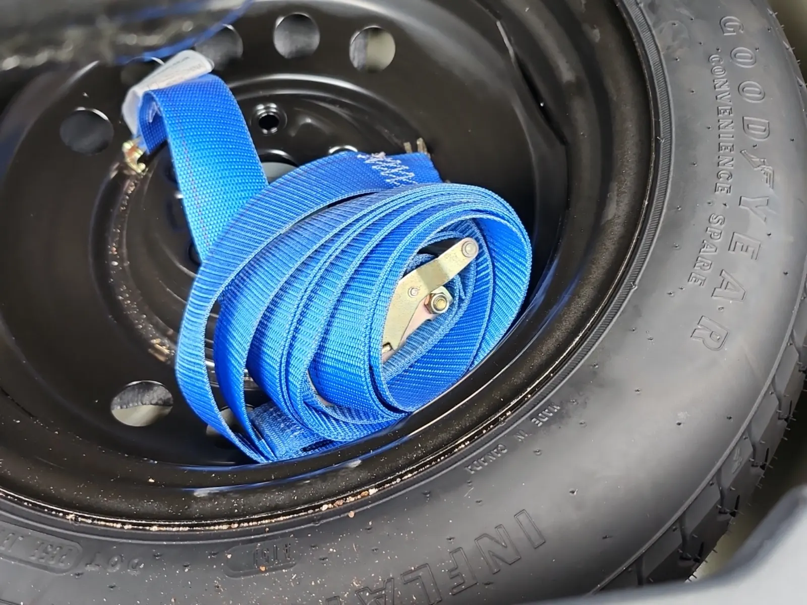 Spare Tire & Wheel Photo