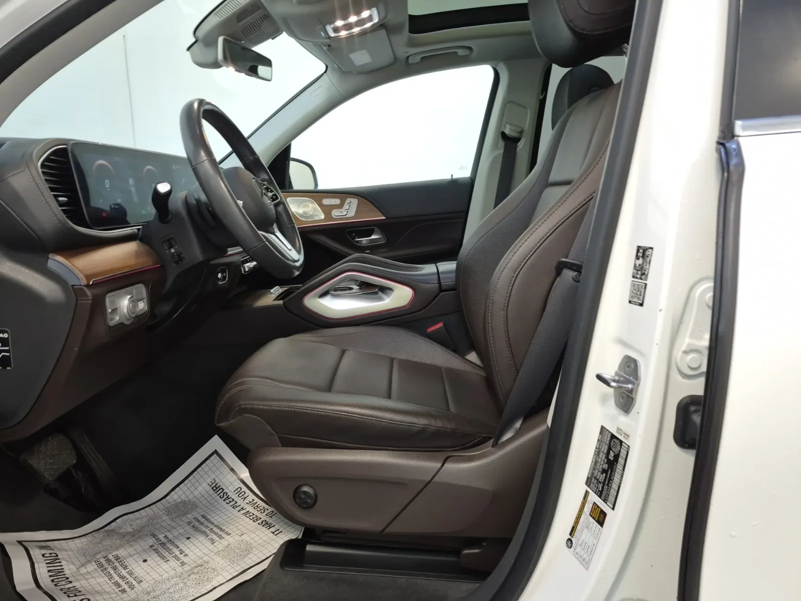 Front Interior Photo