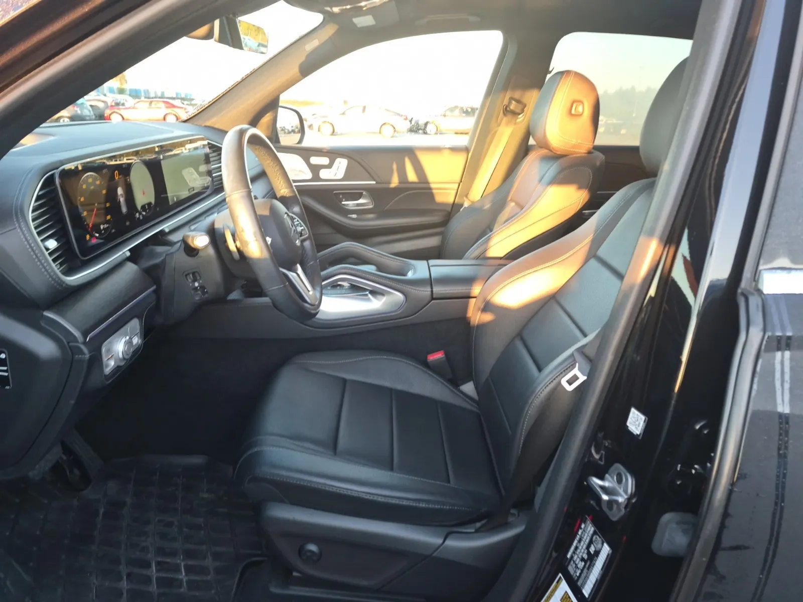 Front Interior Photo