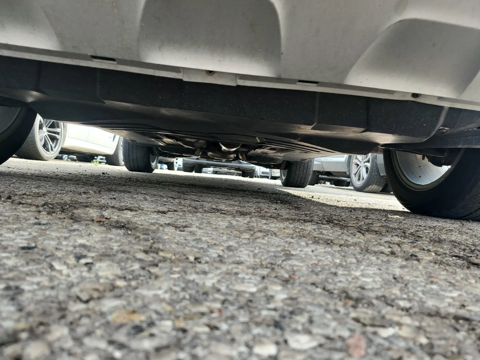 Undercarriage - Front Photo
