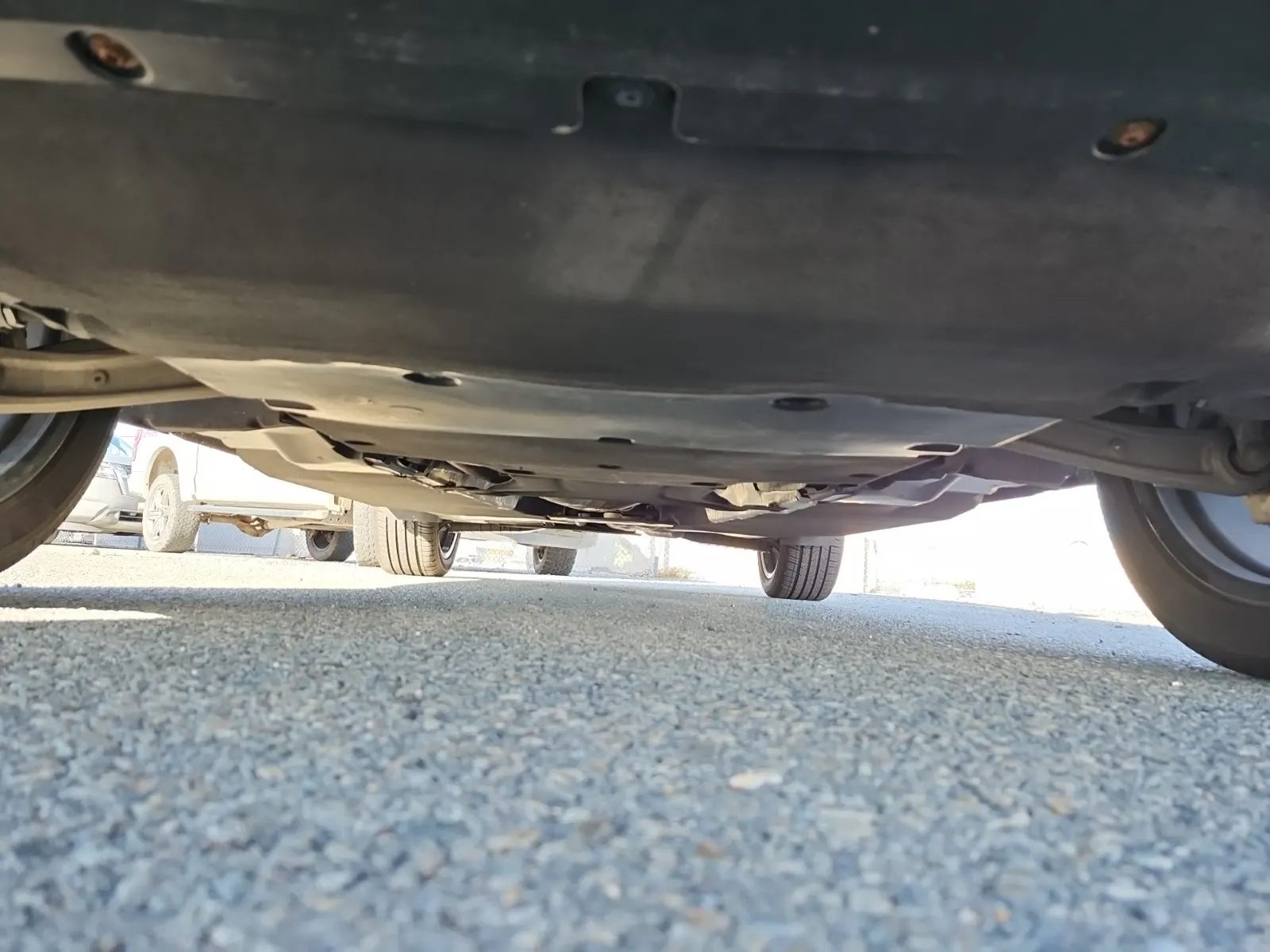 Undercarriage - Front Photo