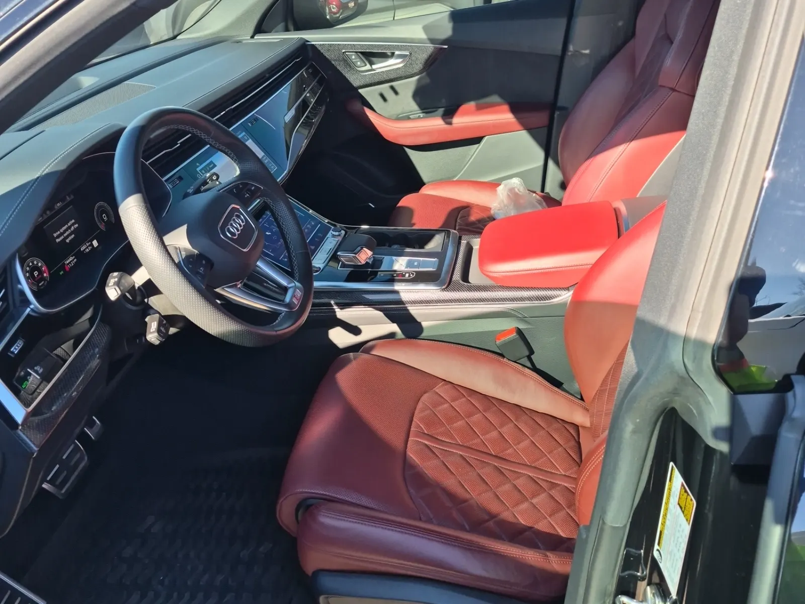 Front Interior Photo