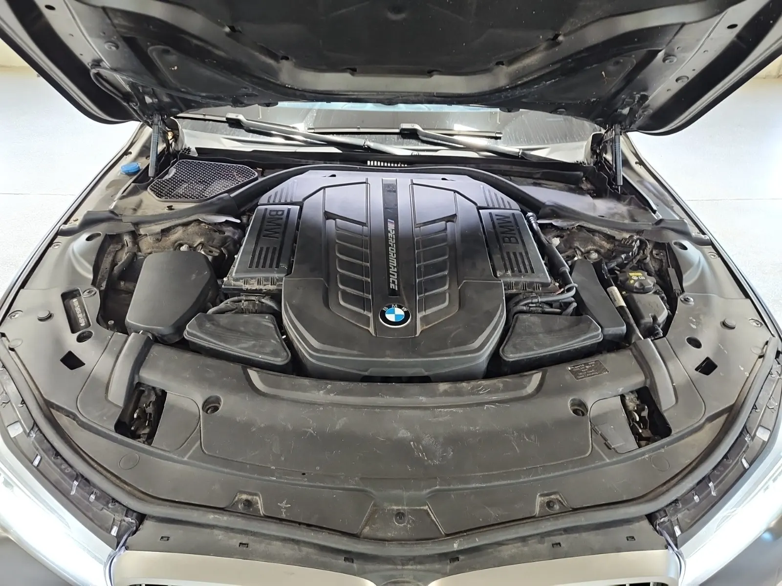 Engine Photo