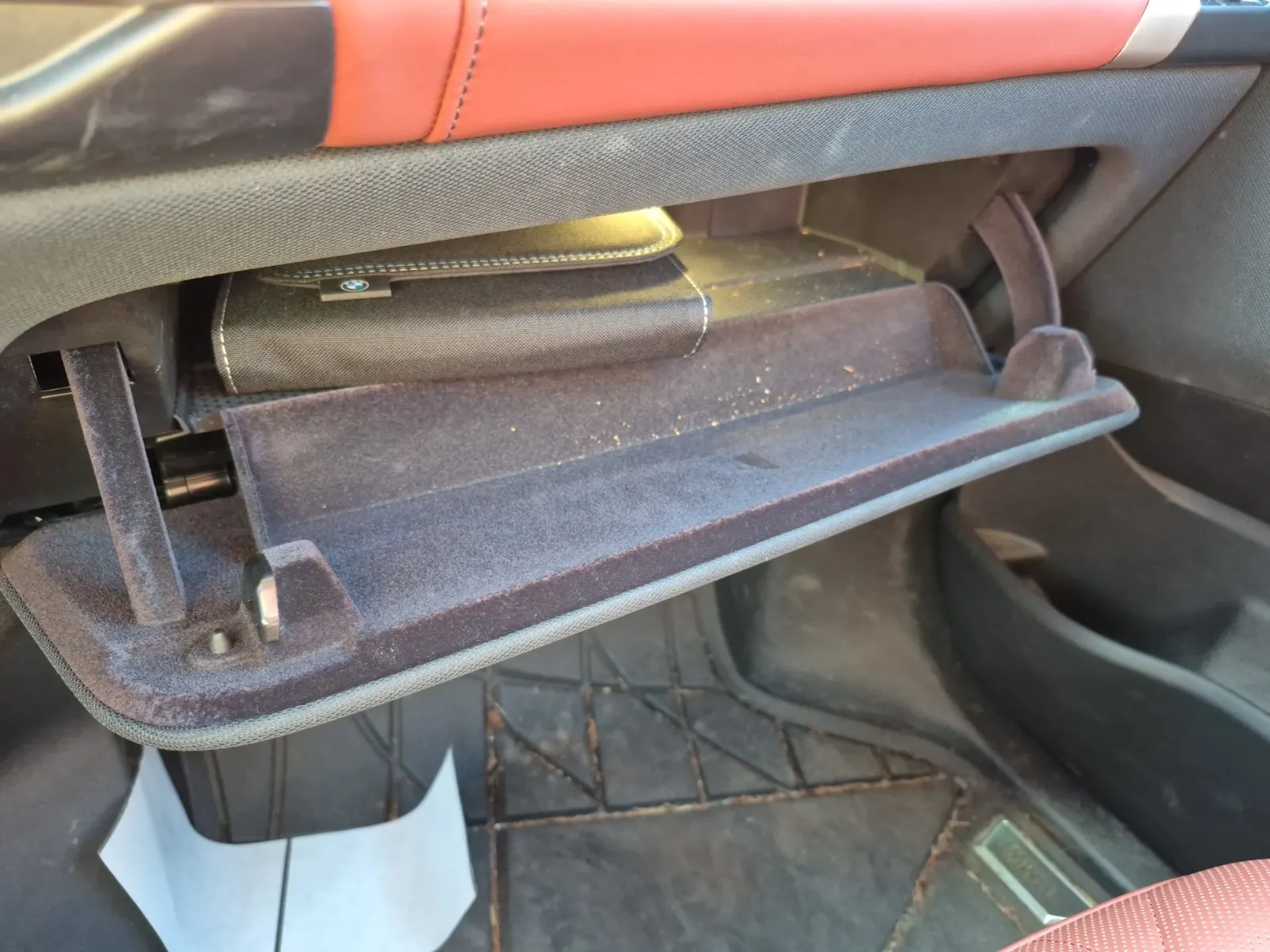 Extra Photo 6