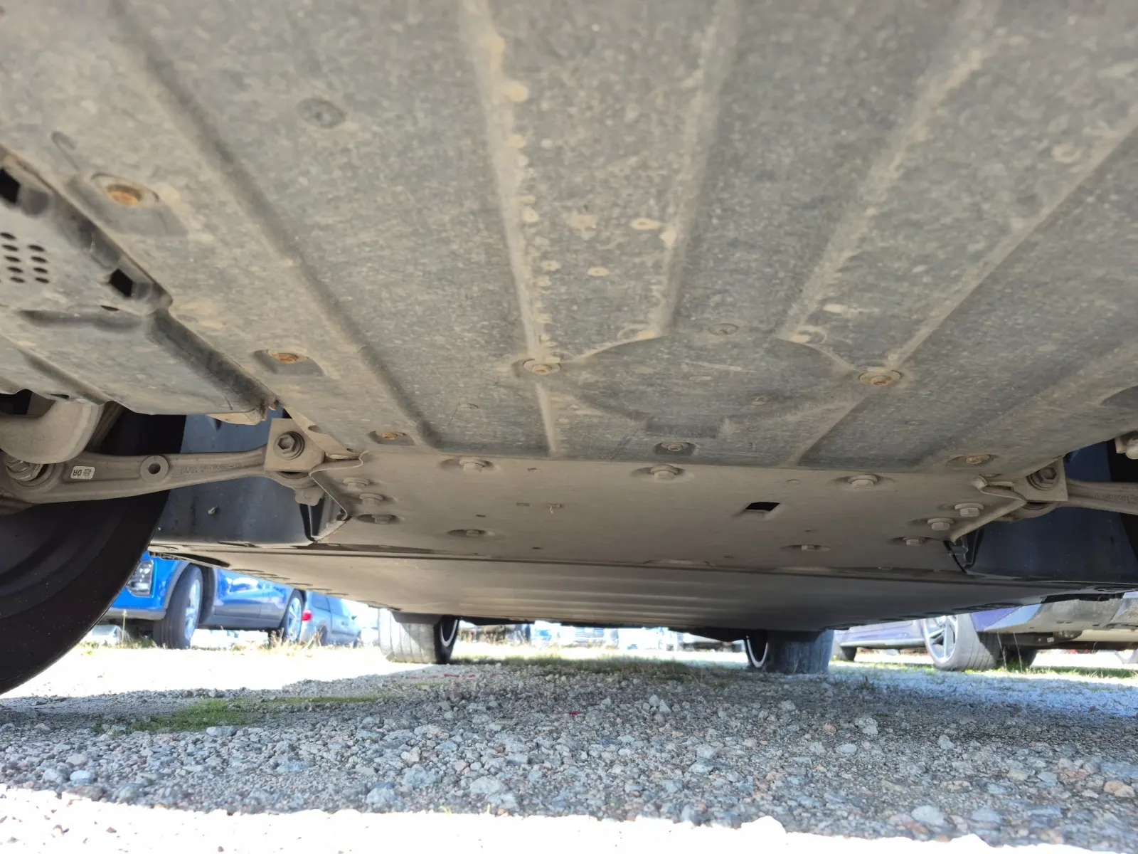 Undercarriage - Front Photo