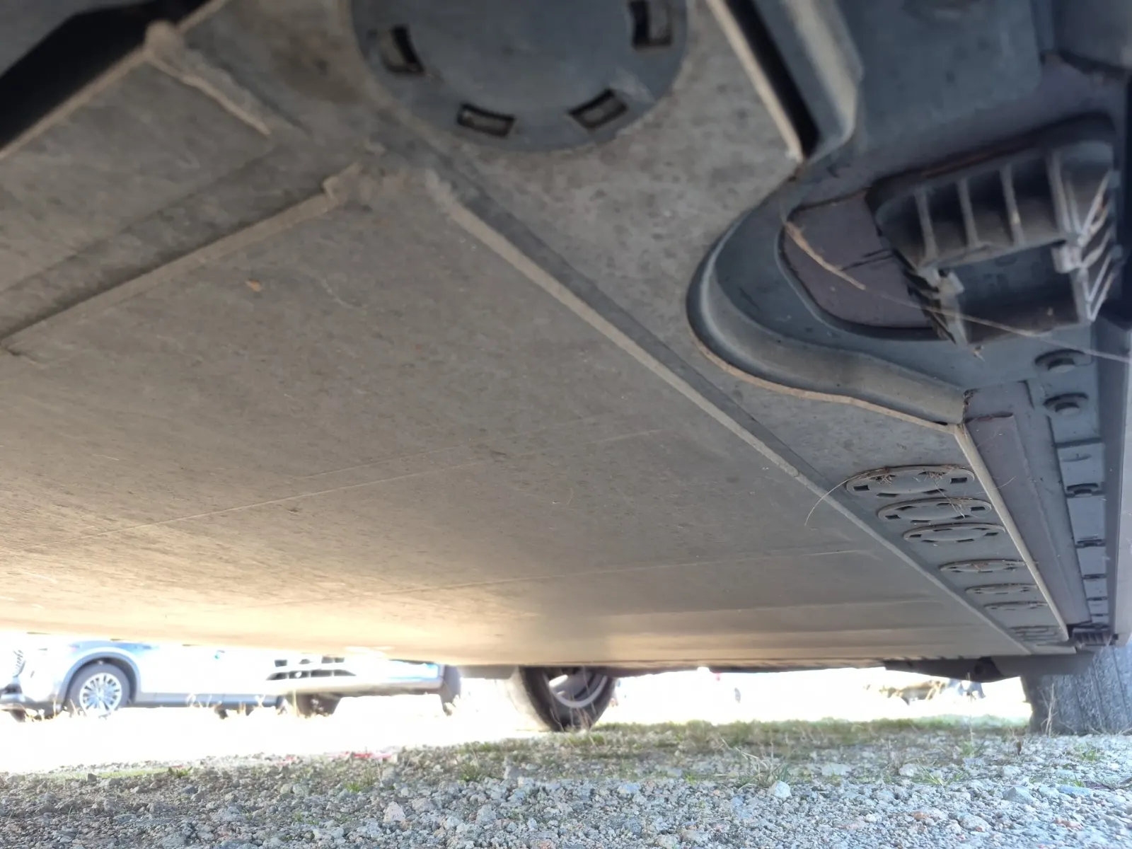 Undercarriage - Driver Photo