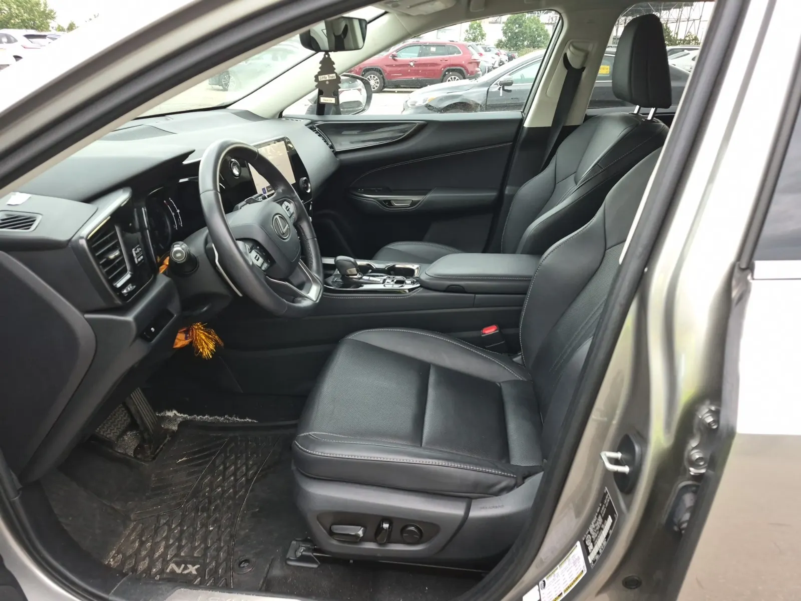 Front Interior Photo