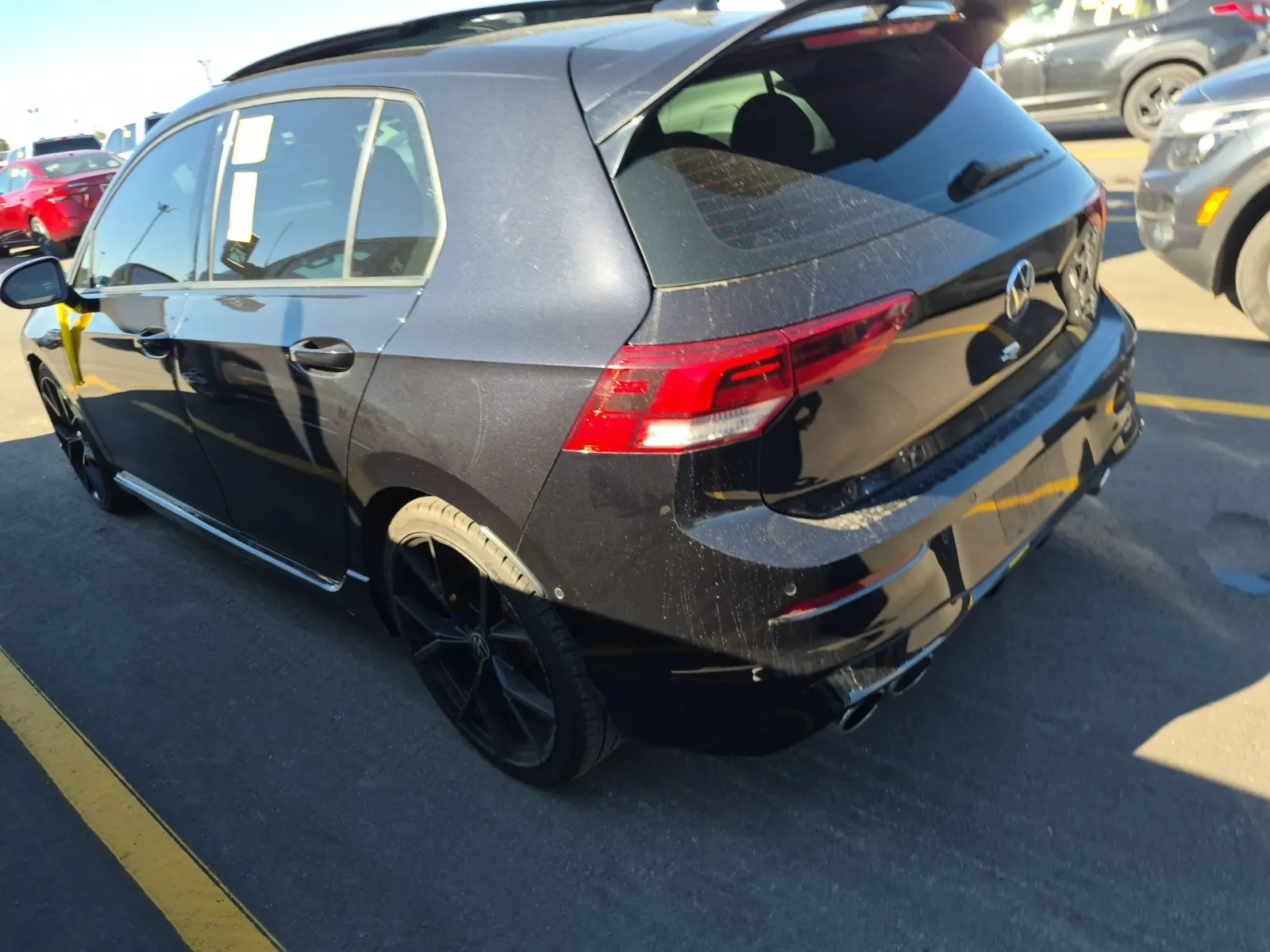 Driver Rear 3/4 Photo